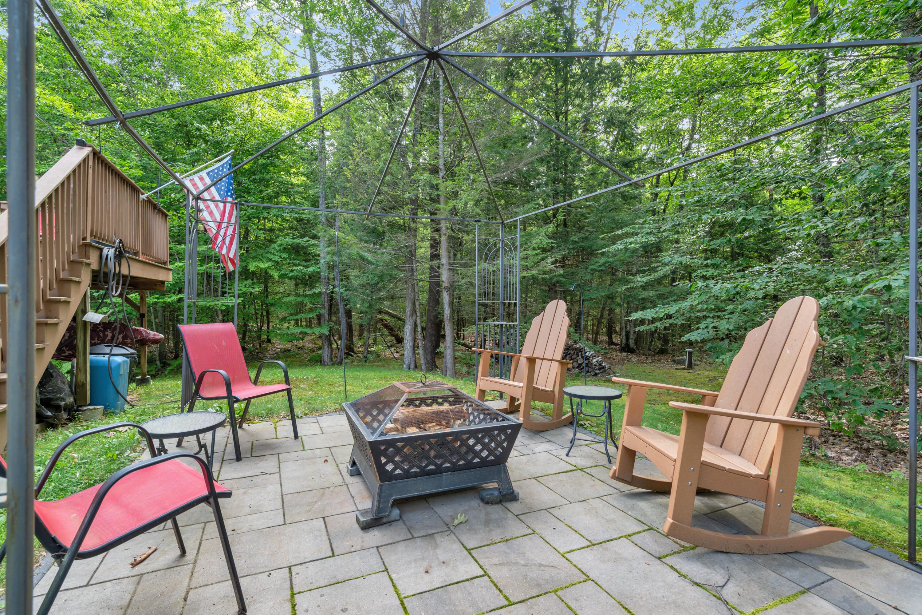 main property photo 12