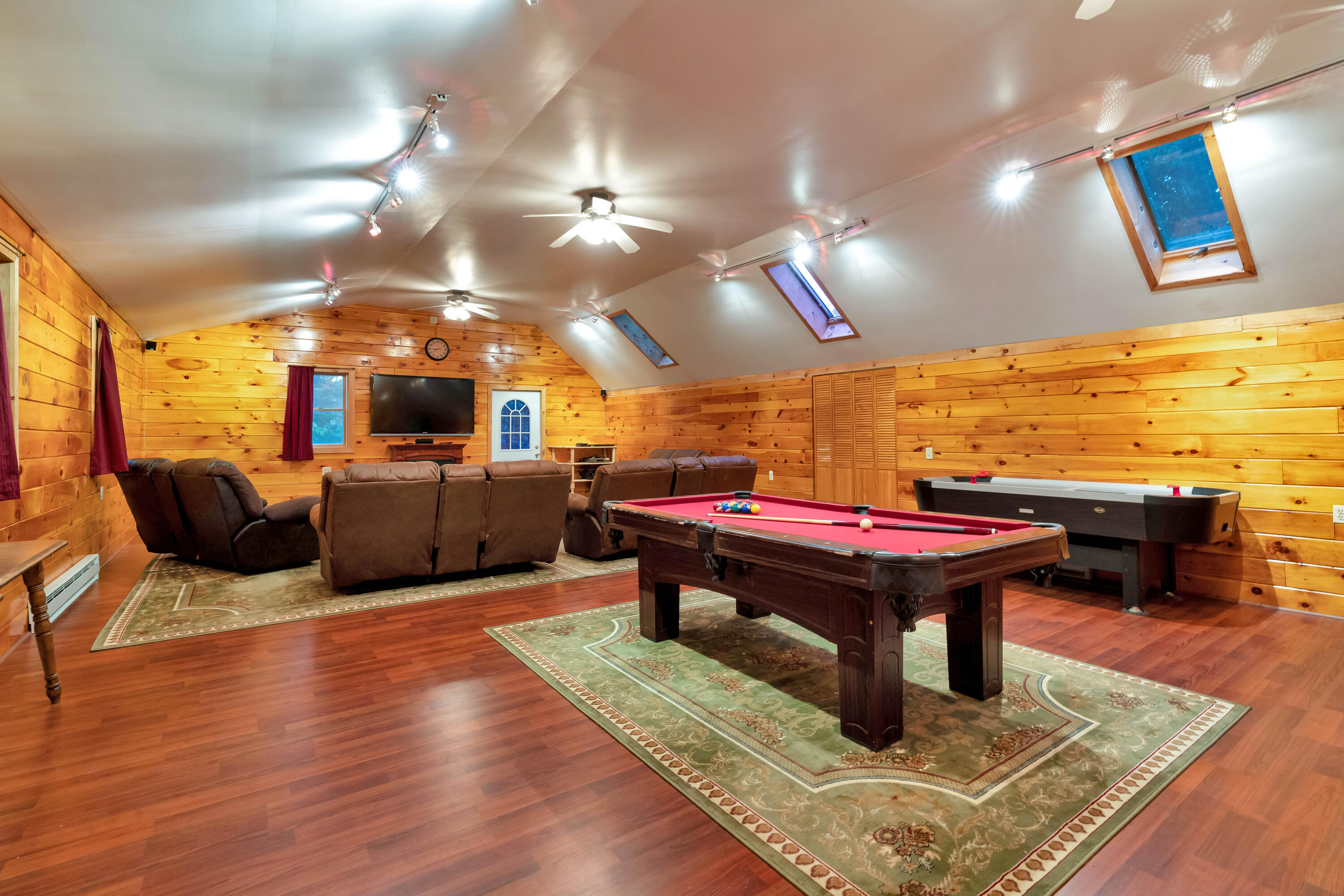 main property photo 32
