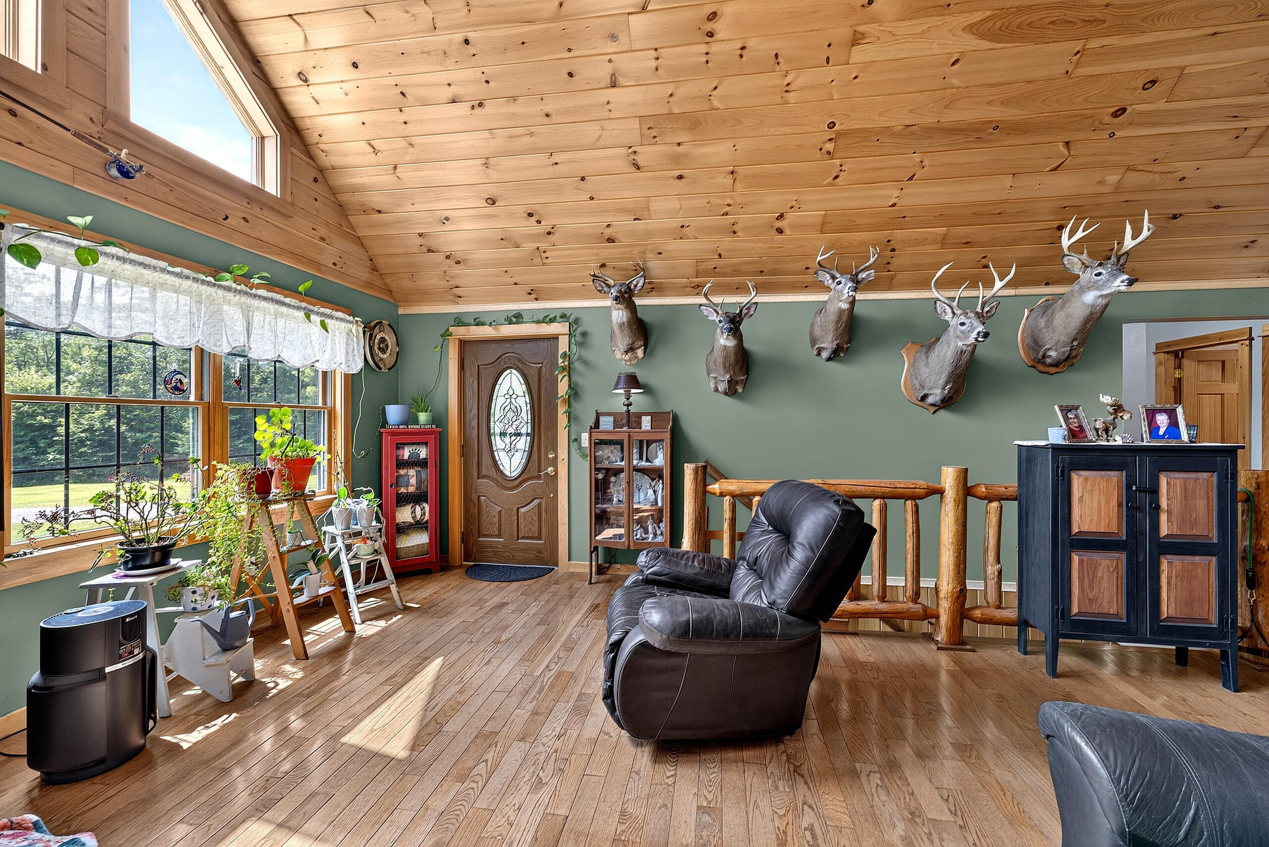 main property photo 9