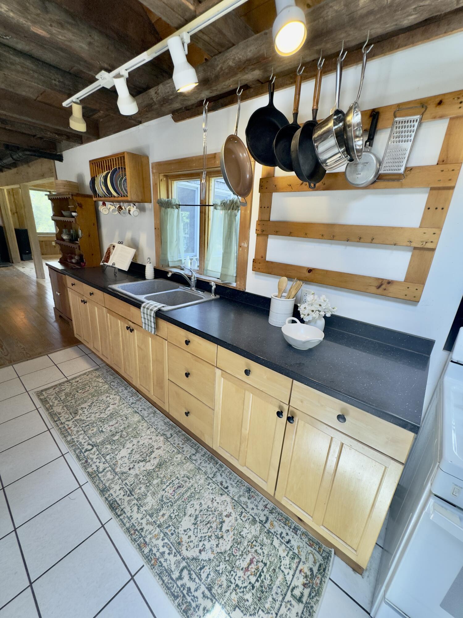 main property photo 78