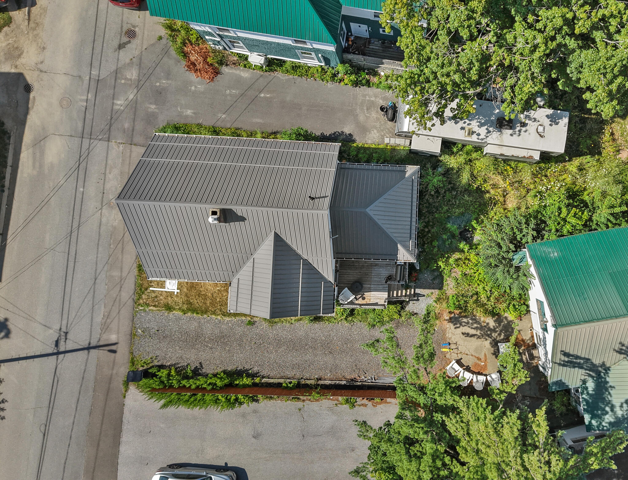 main property photo 40