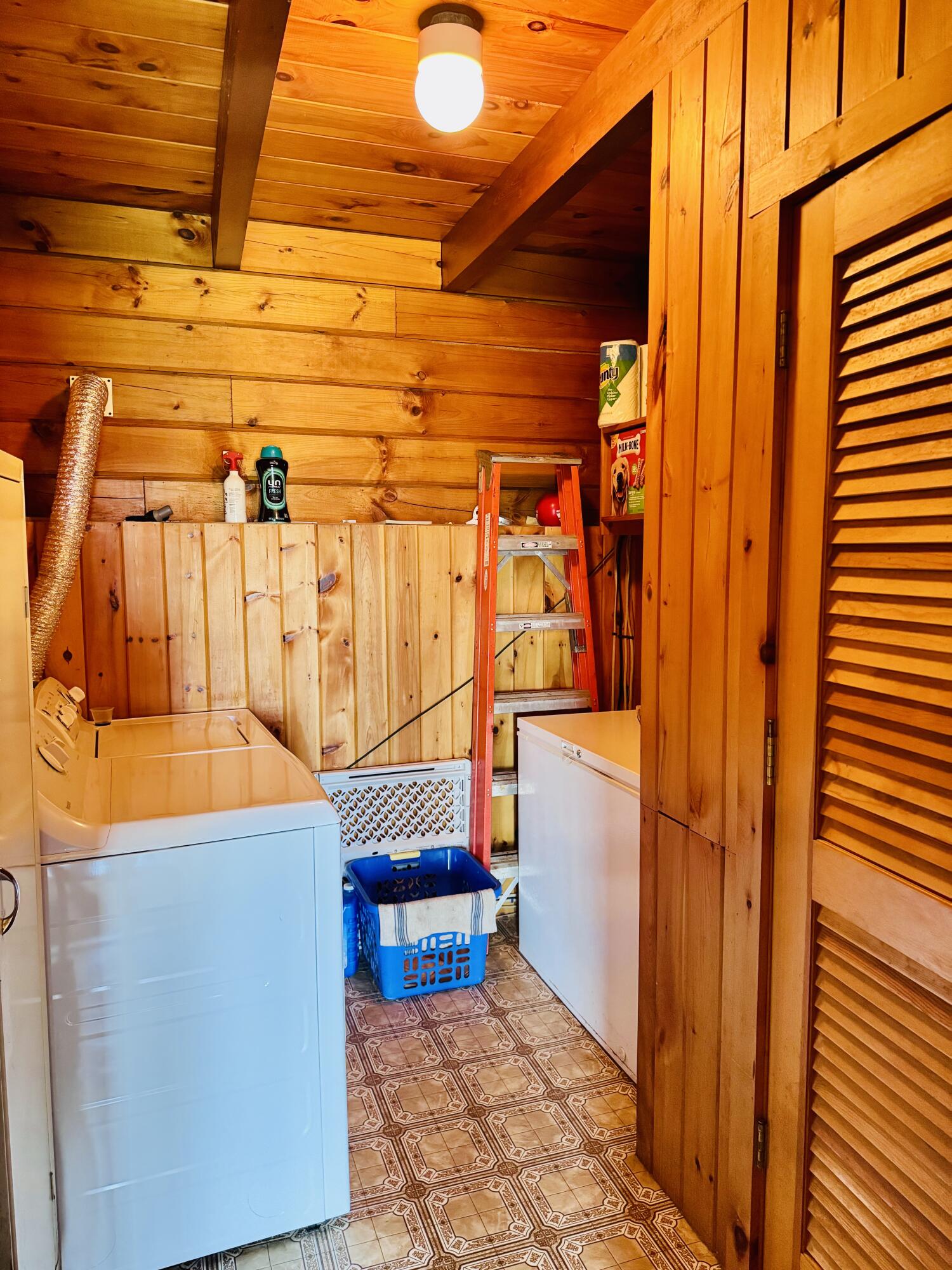 main property photo 60