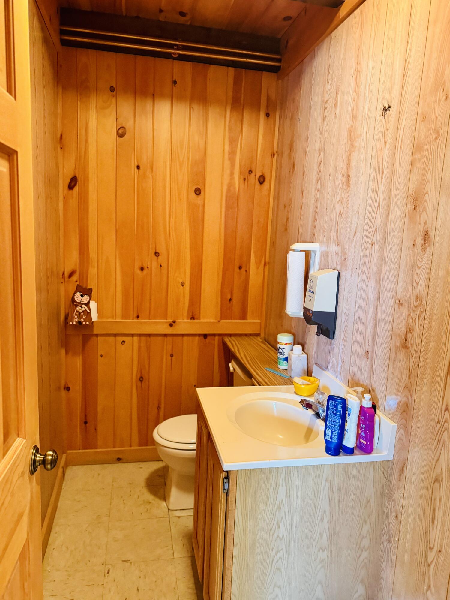 main property photo 78