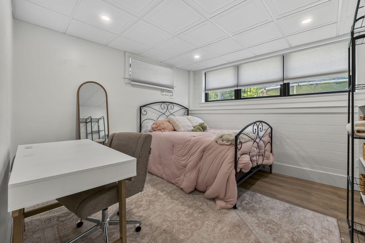 main property photo 68