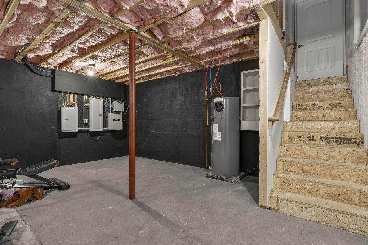 main property photo 71