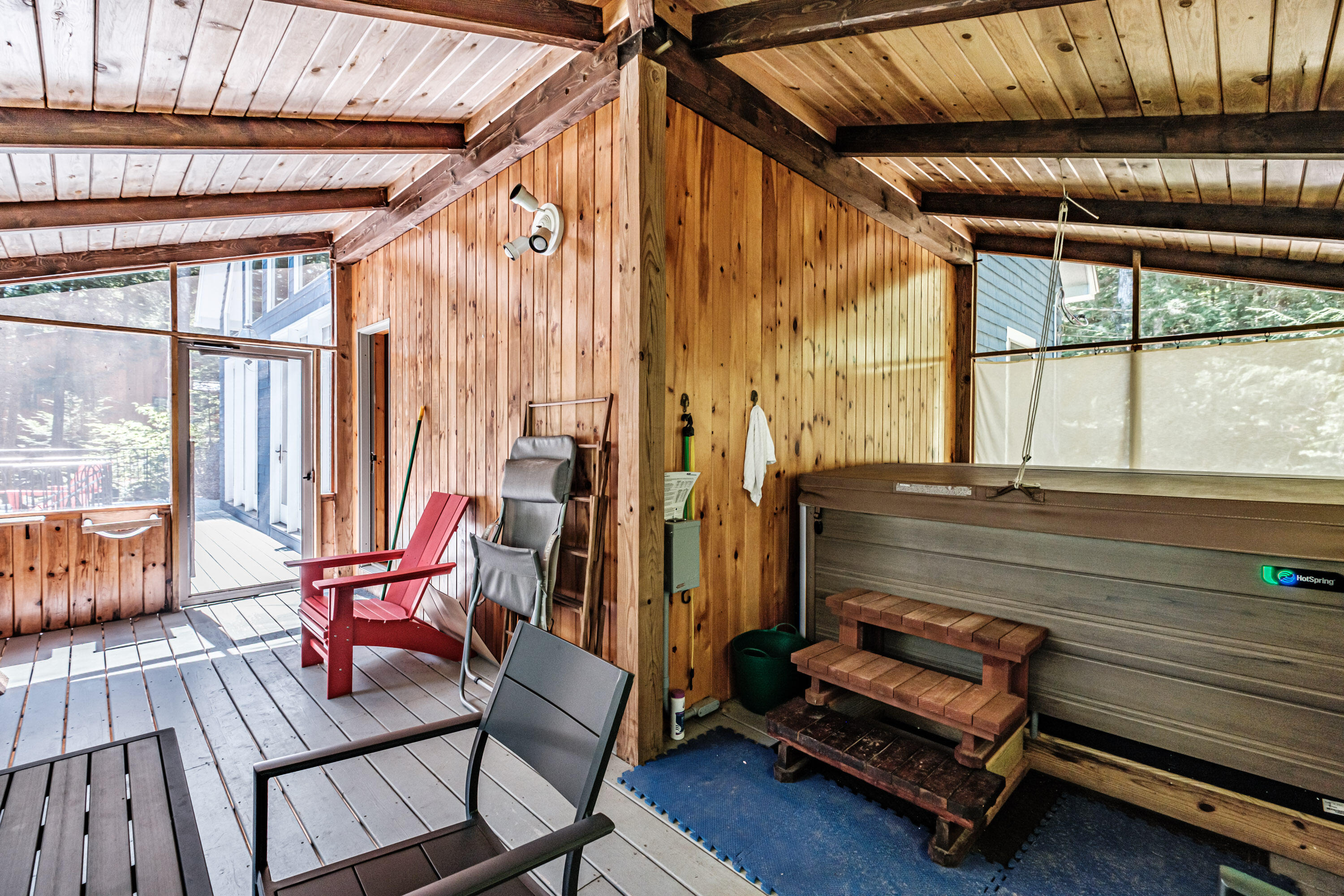 main property photo 76