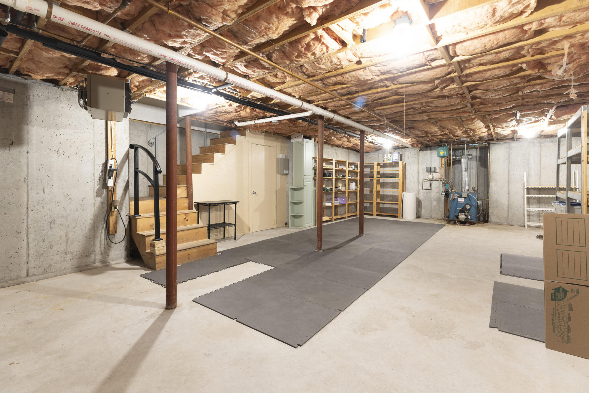 main property photo 42