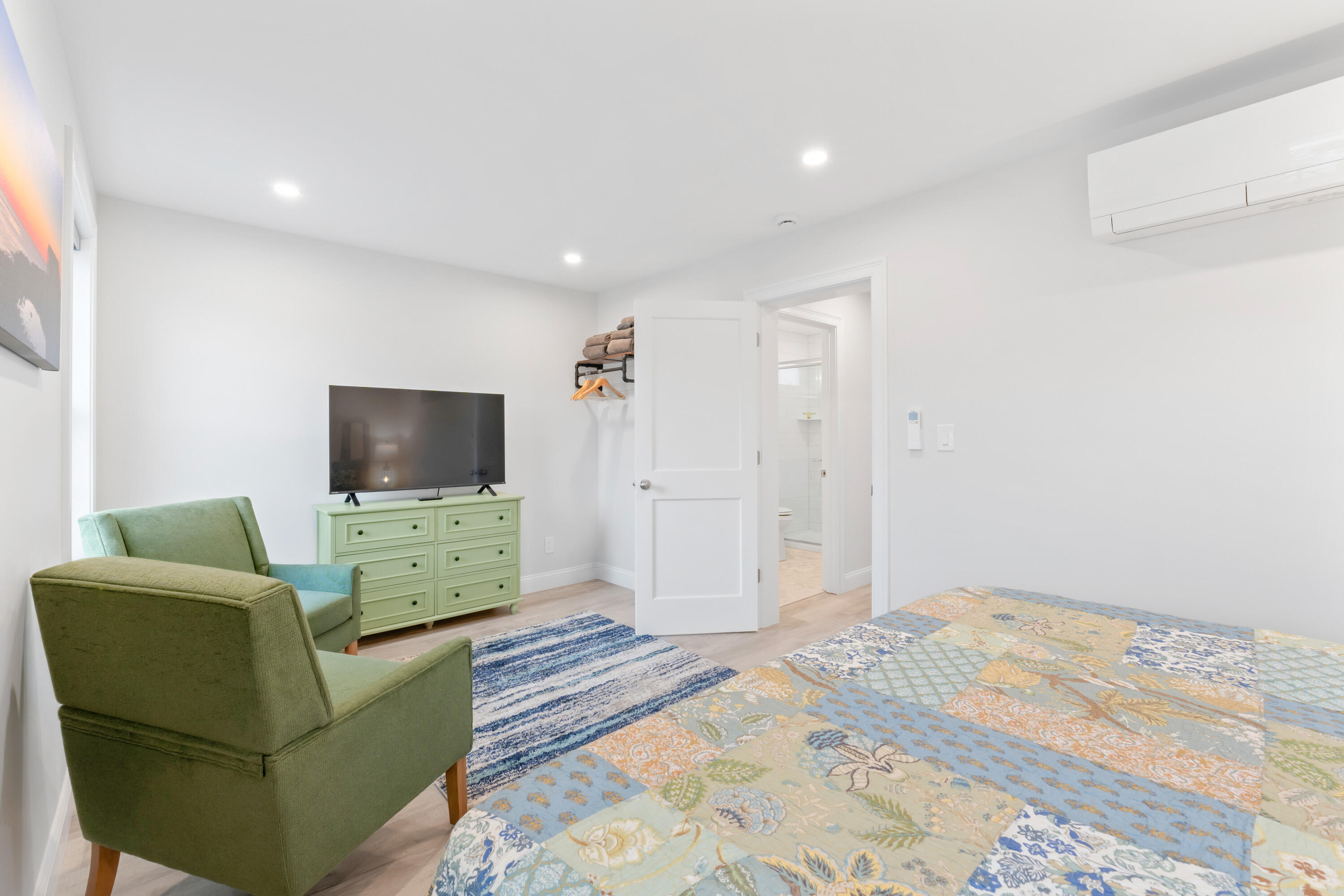 main property photo 114