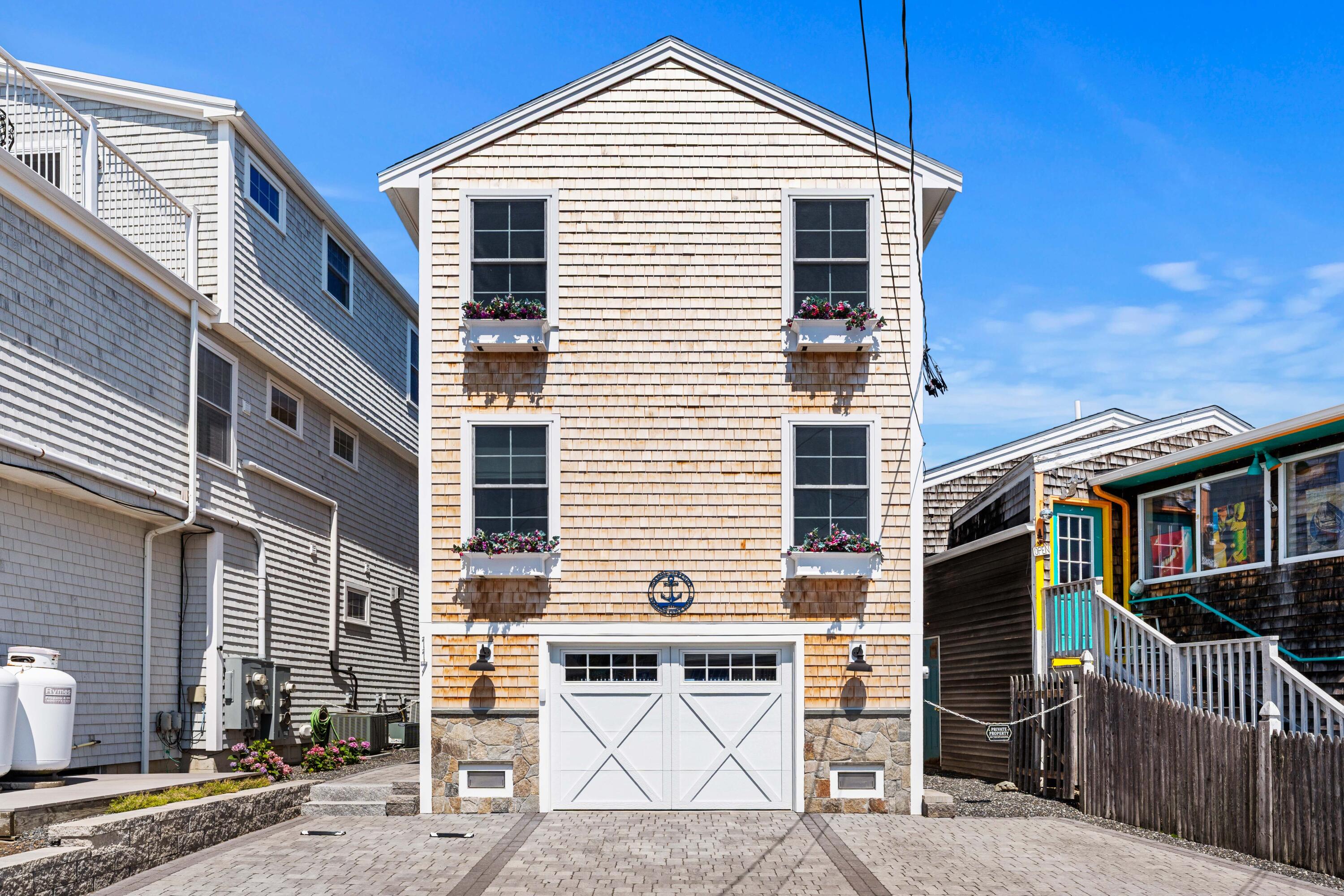 main property photo 78