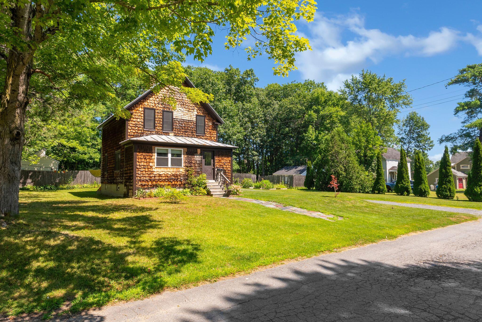 main property photo 2
