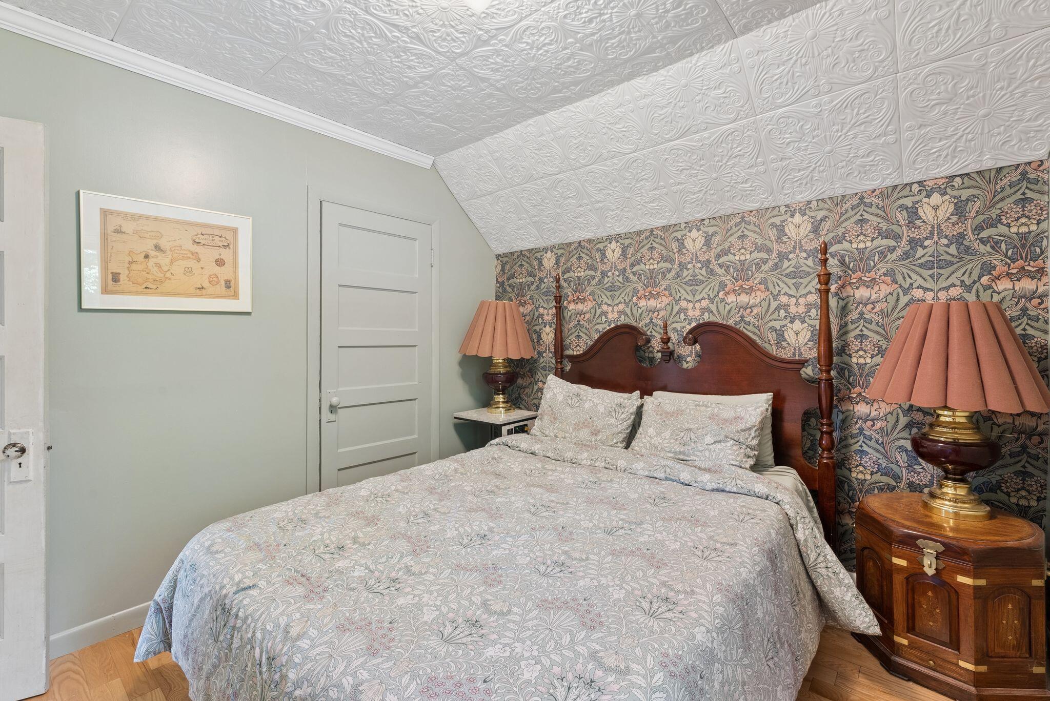 main property photo 39