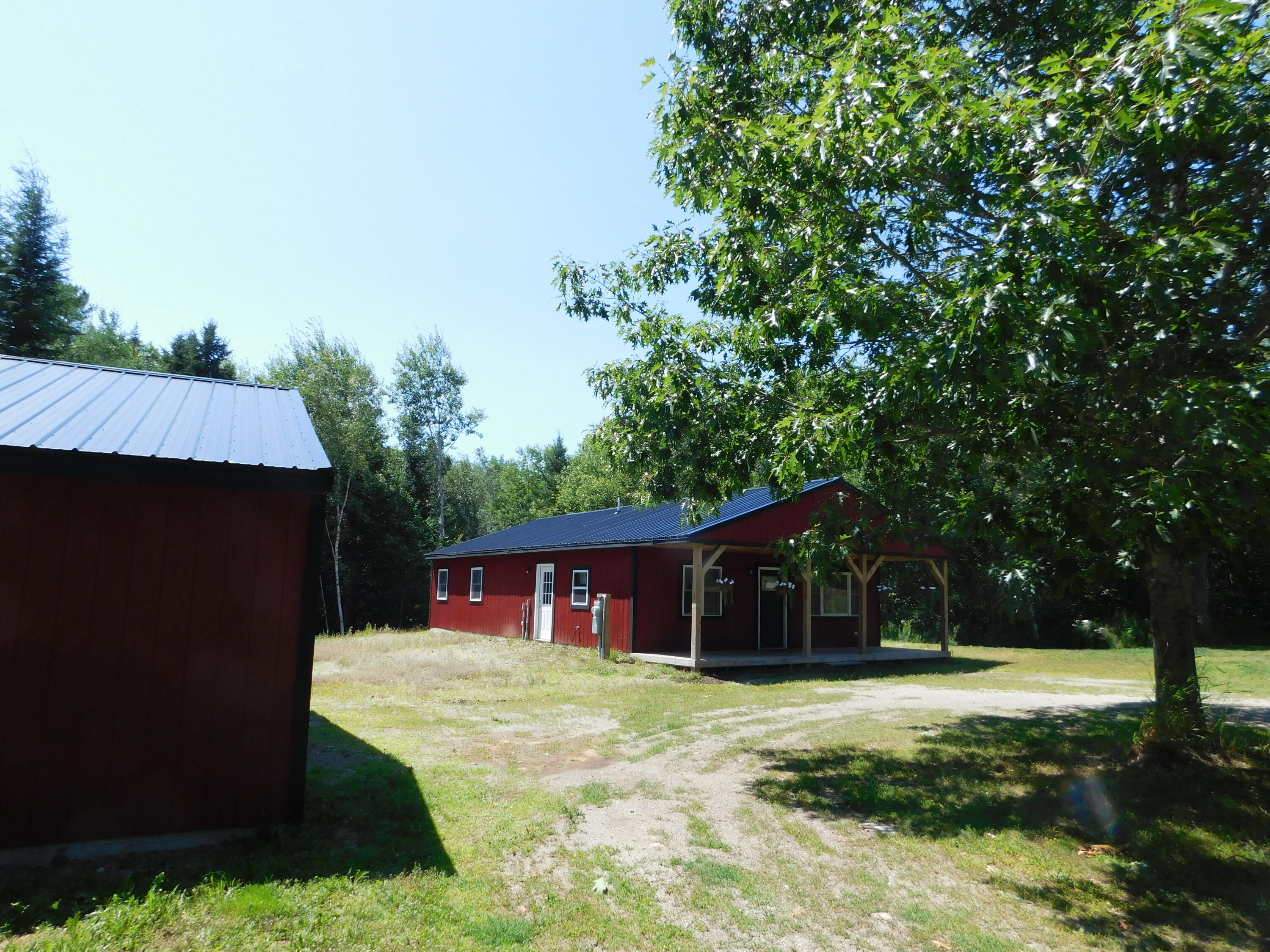 main property photo 6