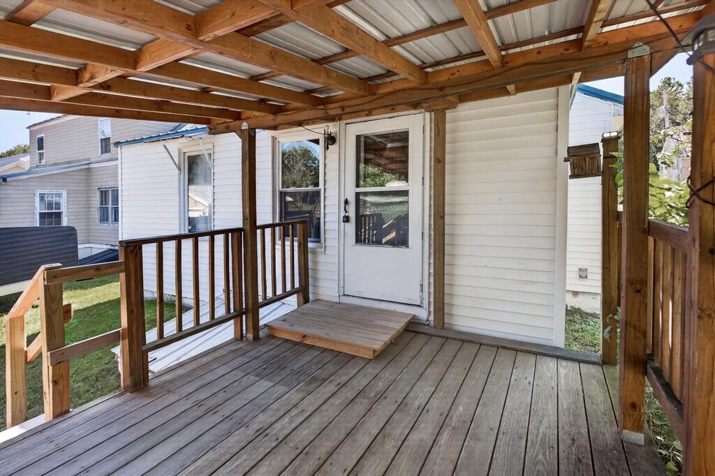 main property photo 23