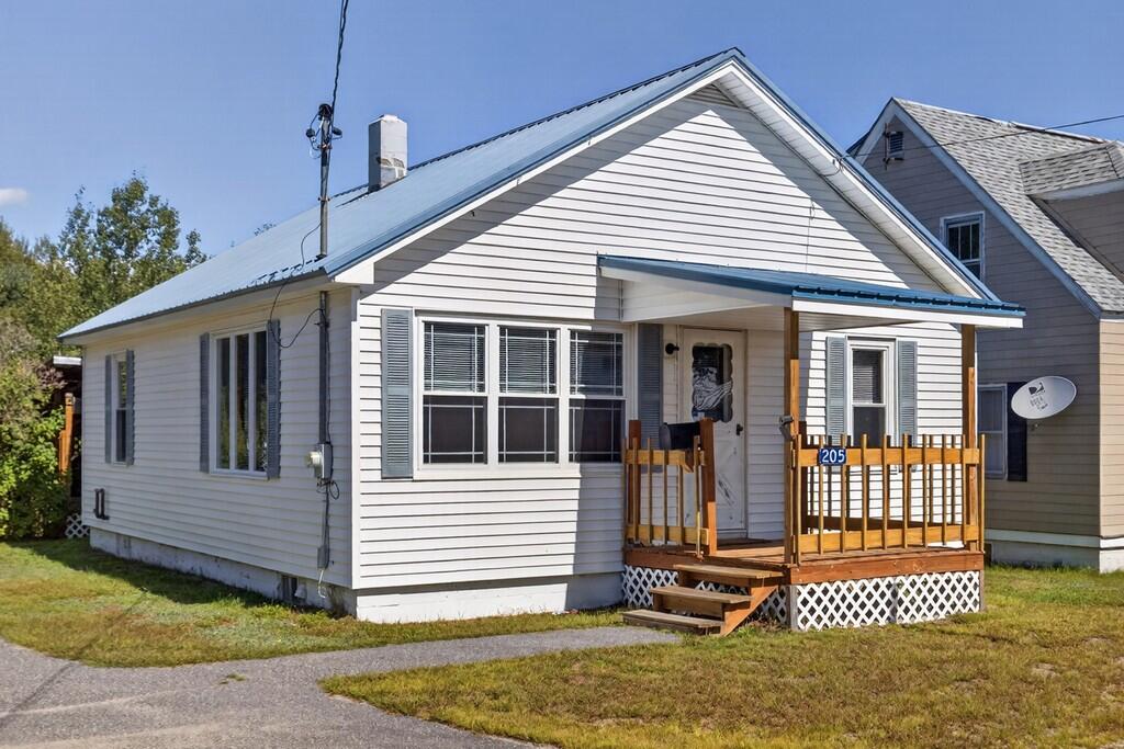main property photo 28