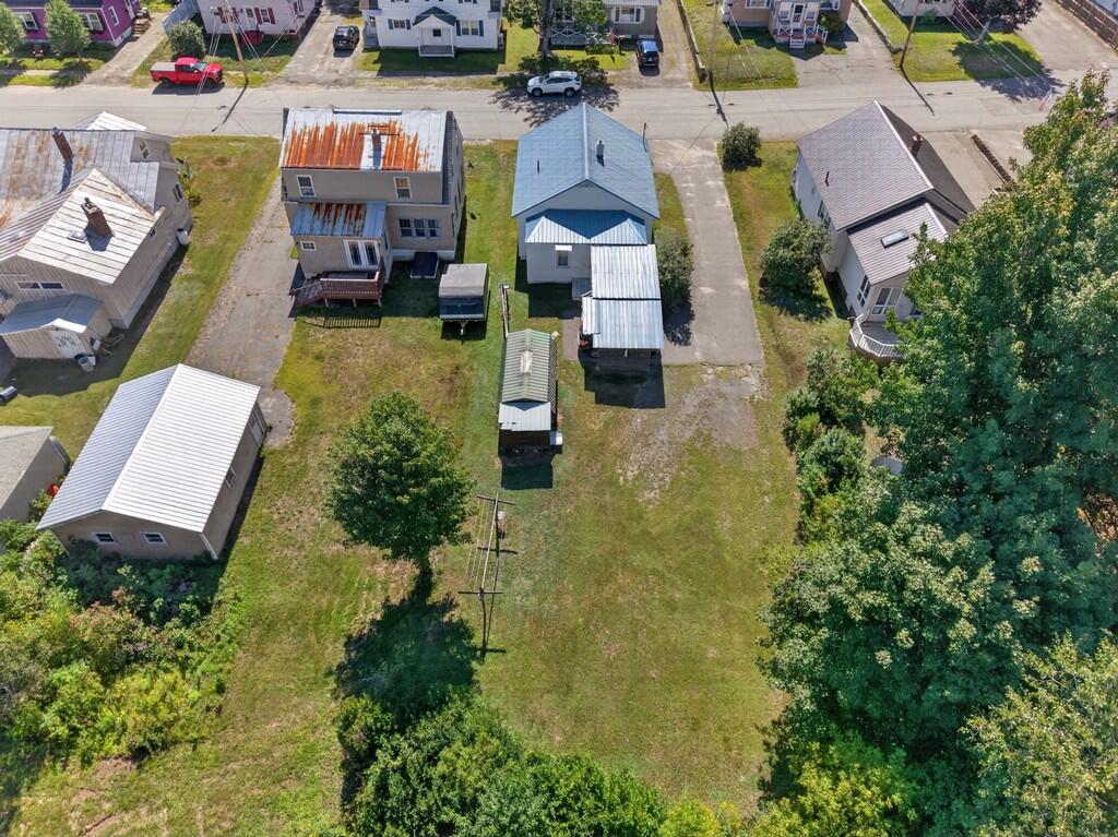 main property photo 35