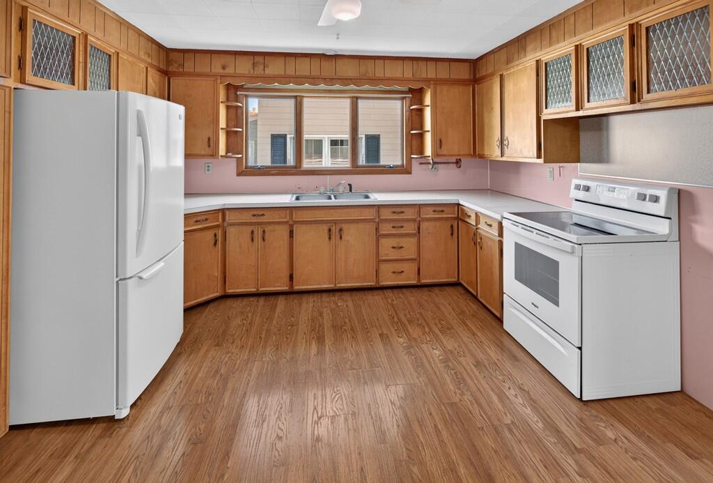 main property photo 57