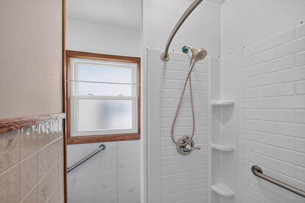 main property photo 68