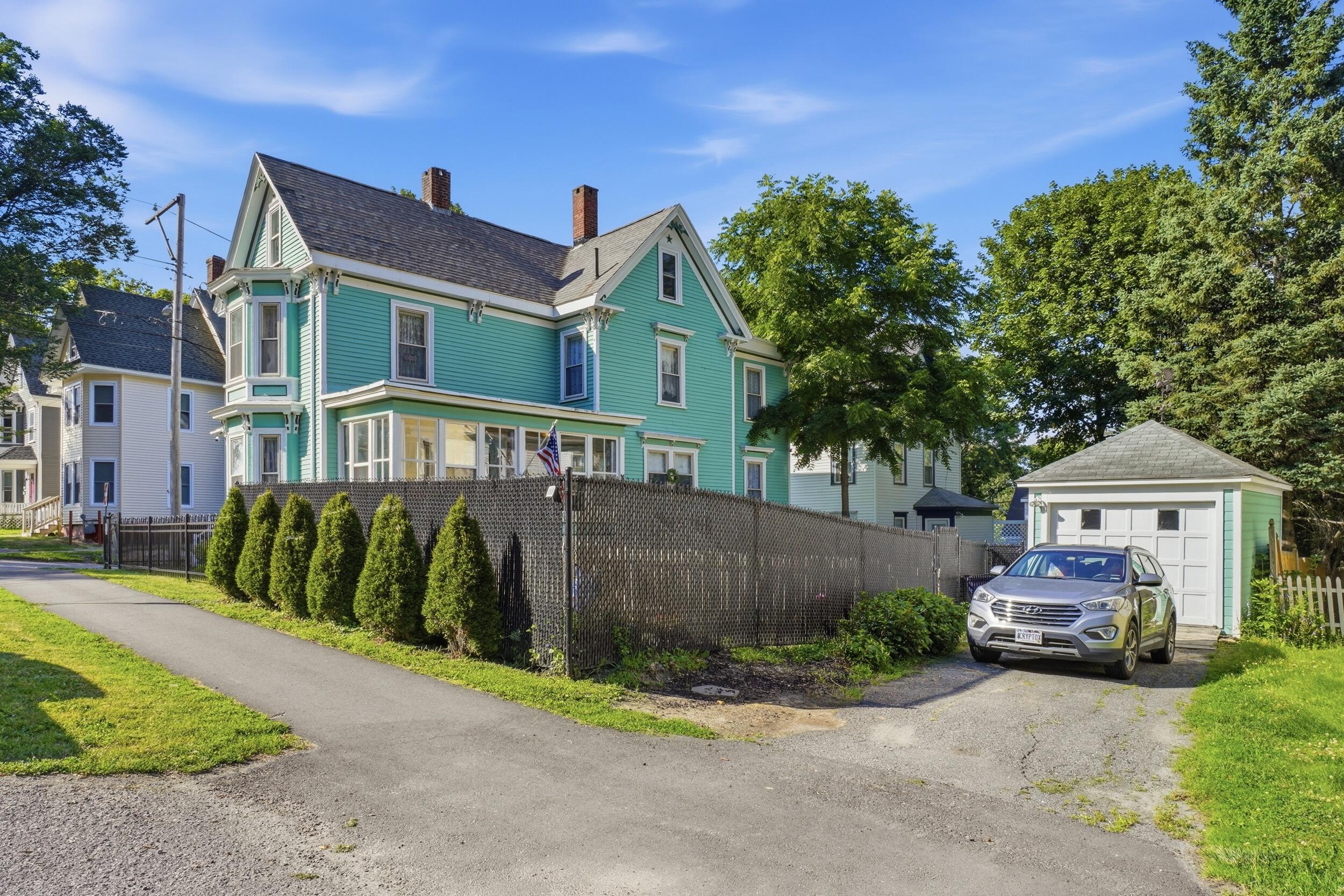 main property photo 33