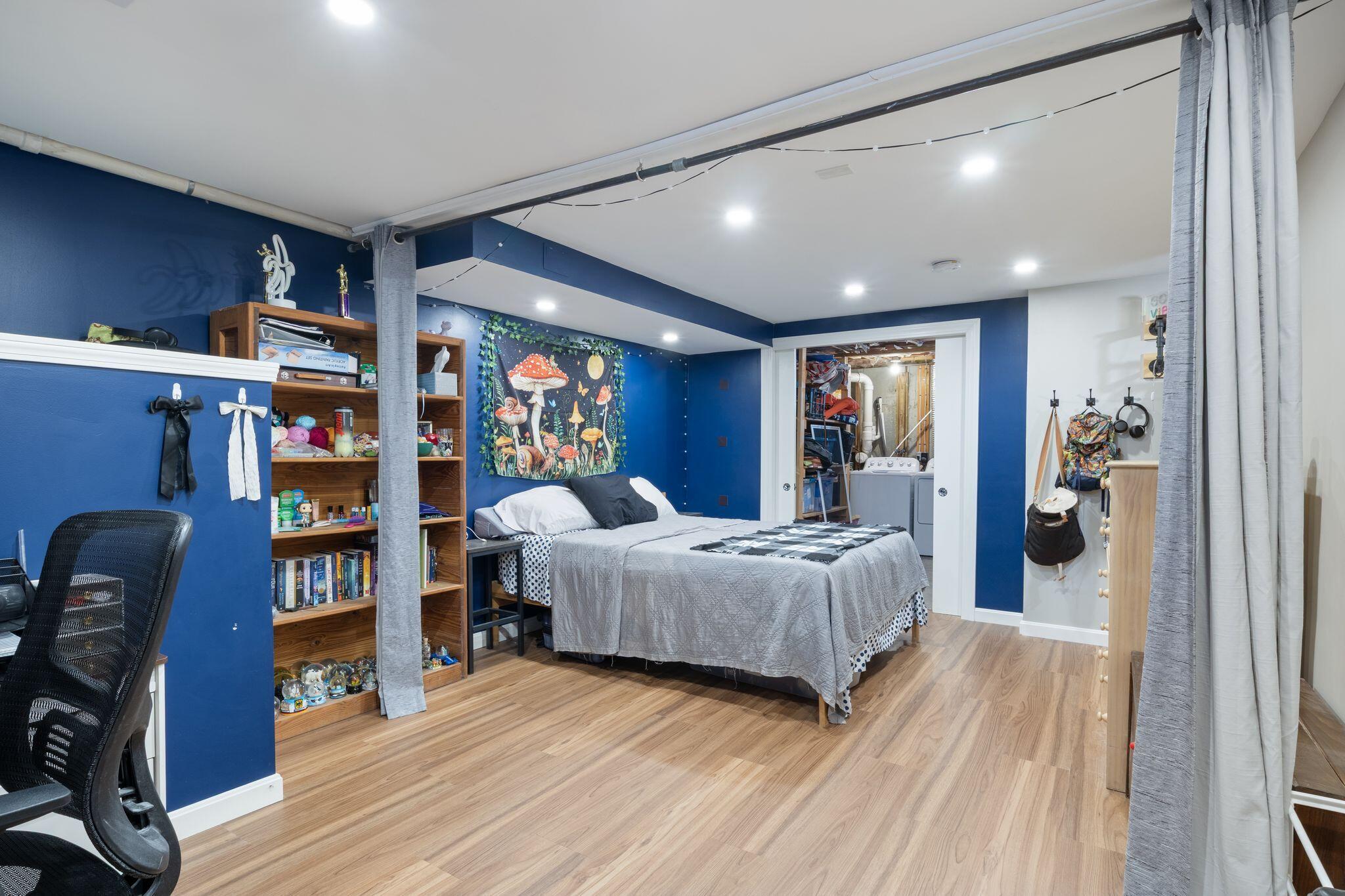 main property photo 16