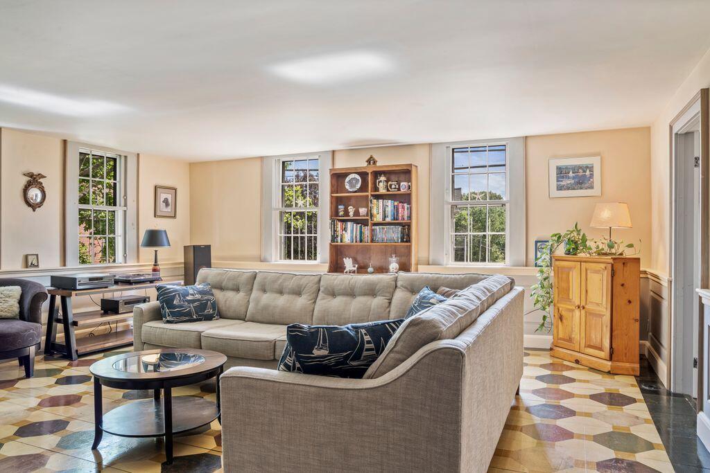 property viewer photo 29