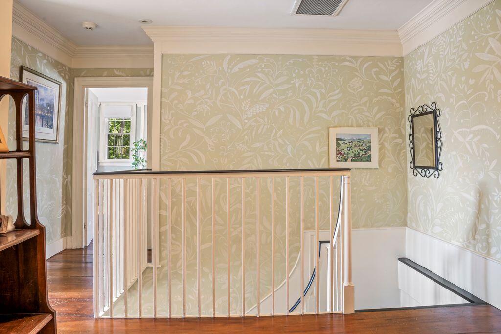 property viewer photo 49