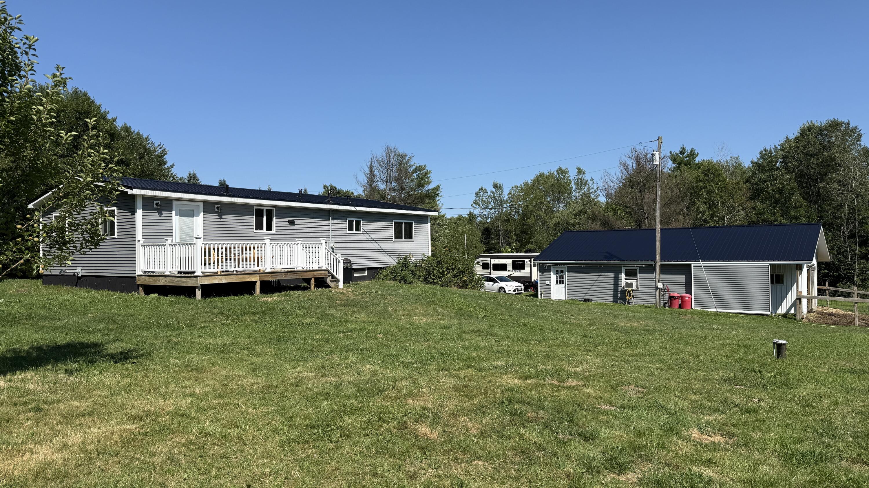 main property photo 19
