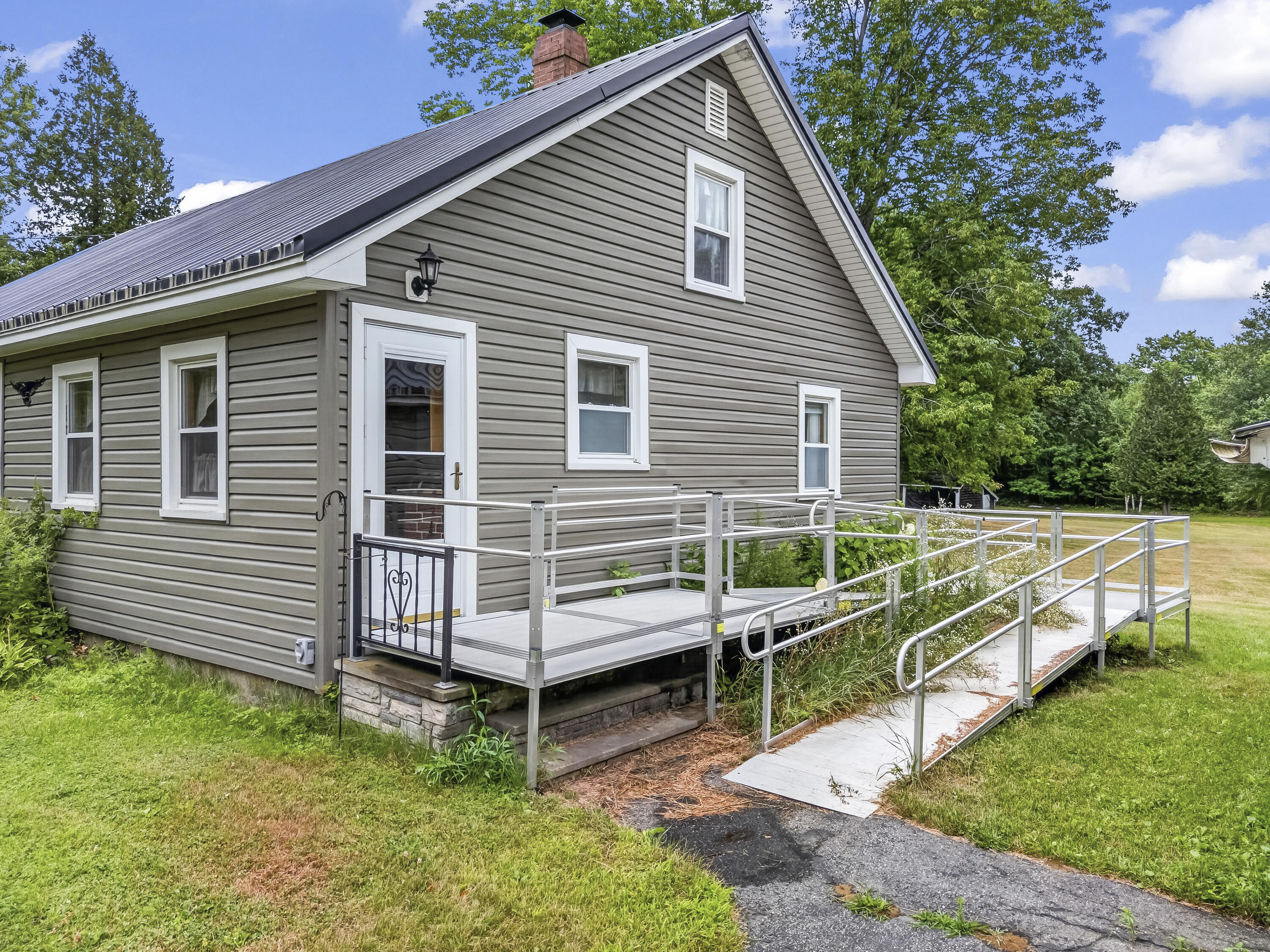 main property photo 15