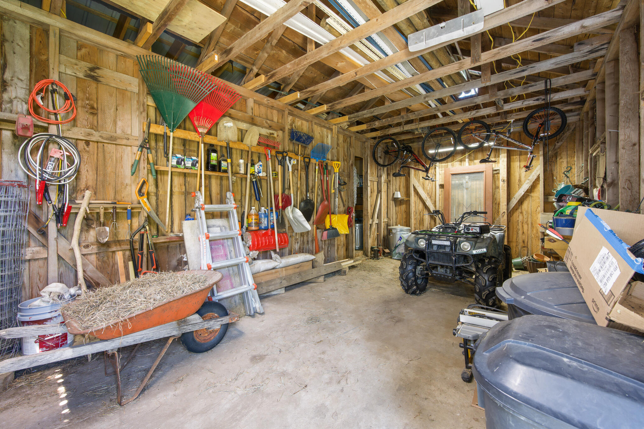 main property photo 36