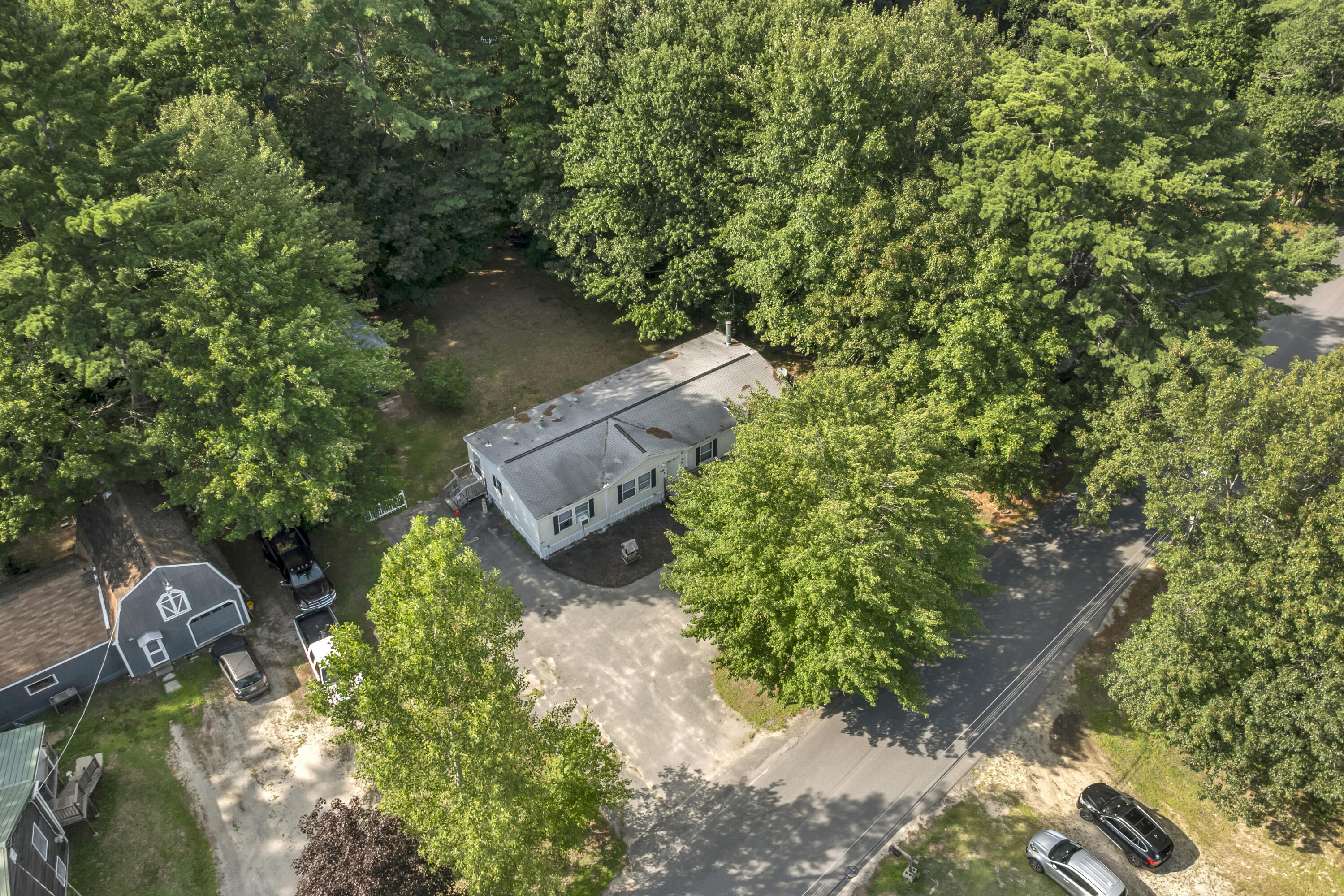 main property photo 36