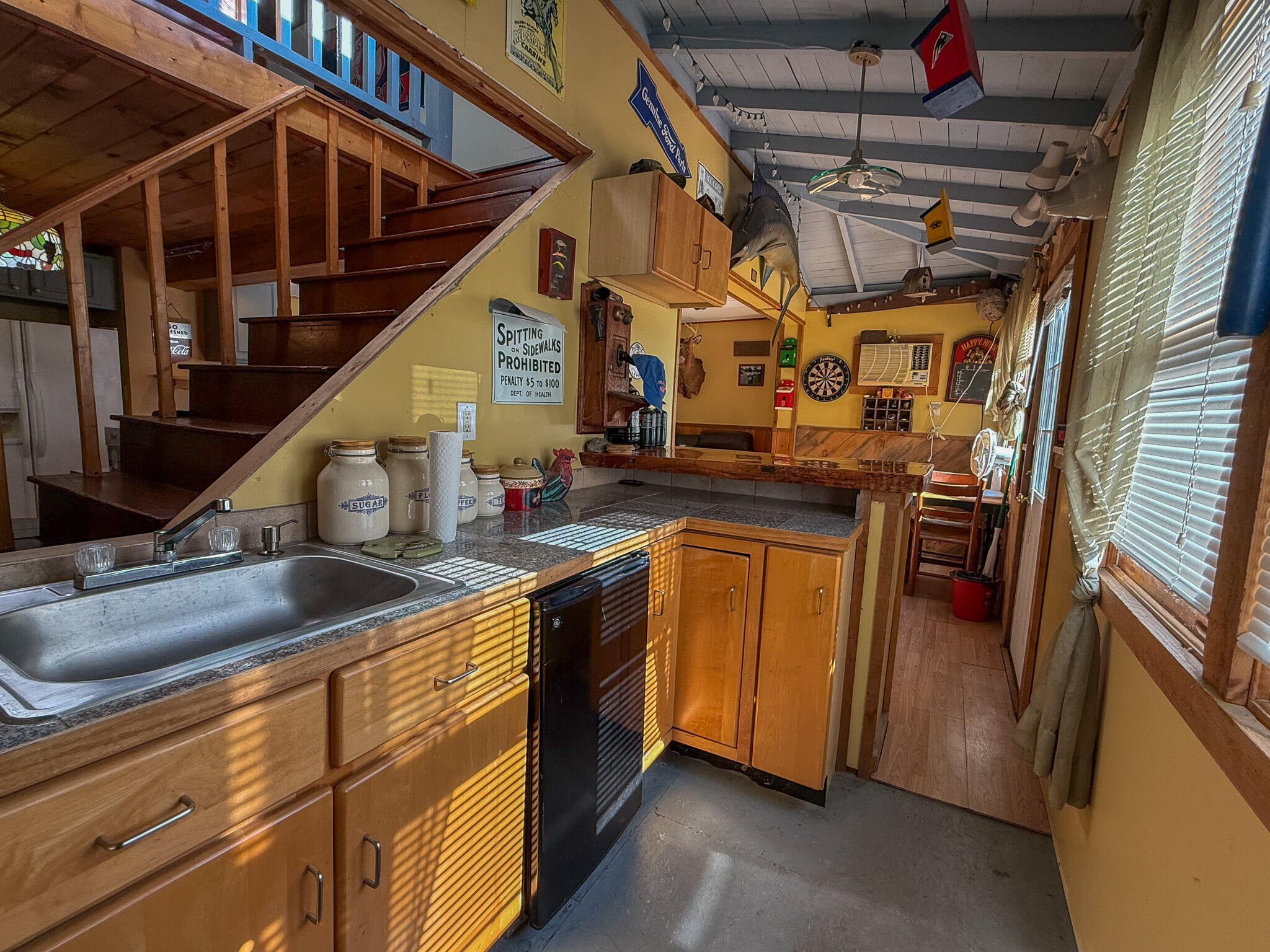 main property photo 22
