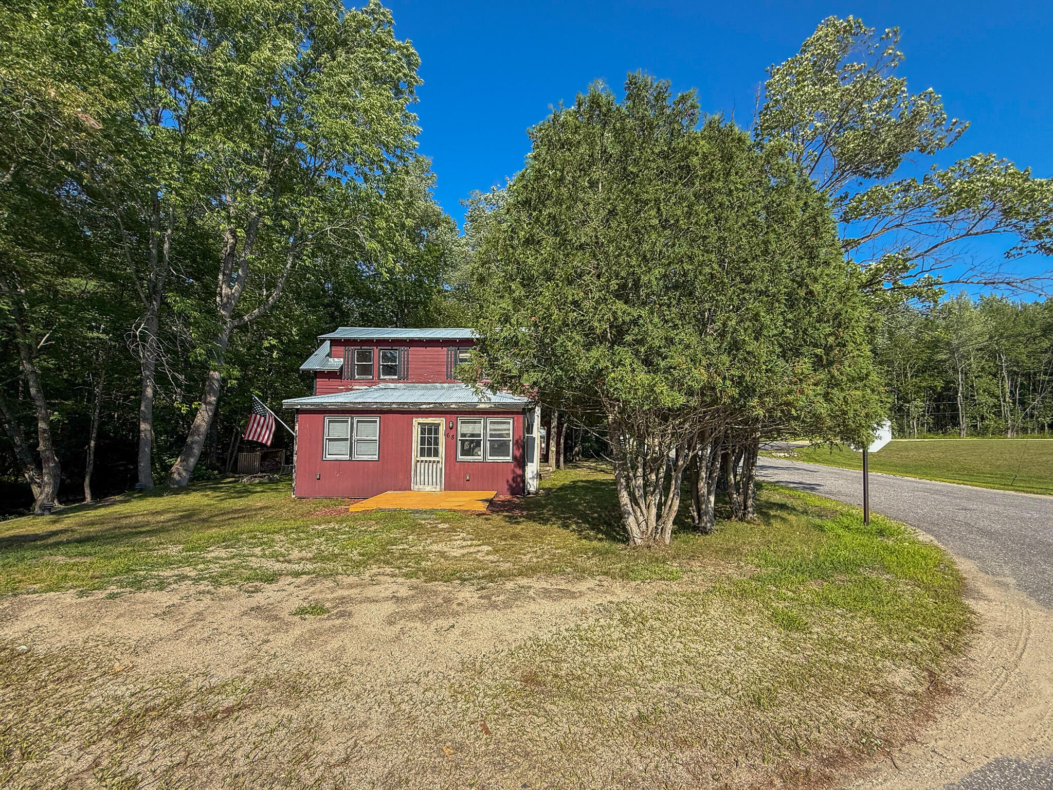 main property photo 34