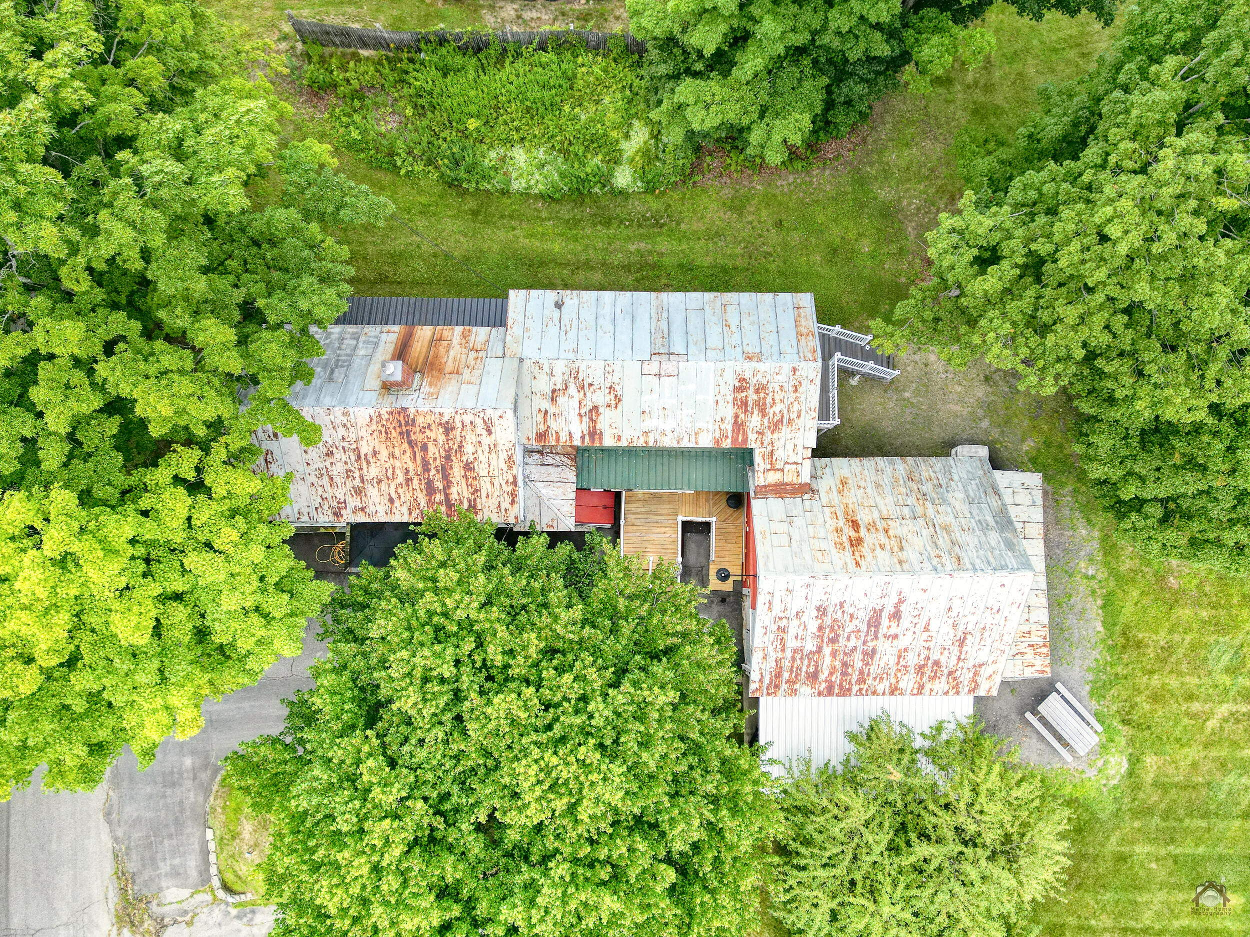 main property photo 129
