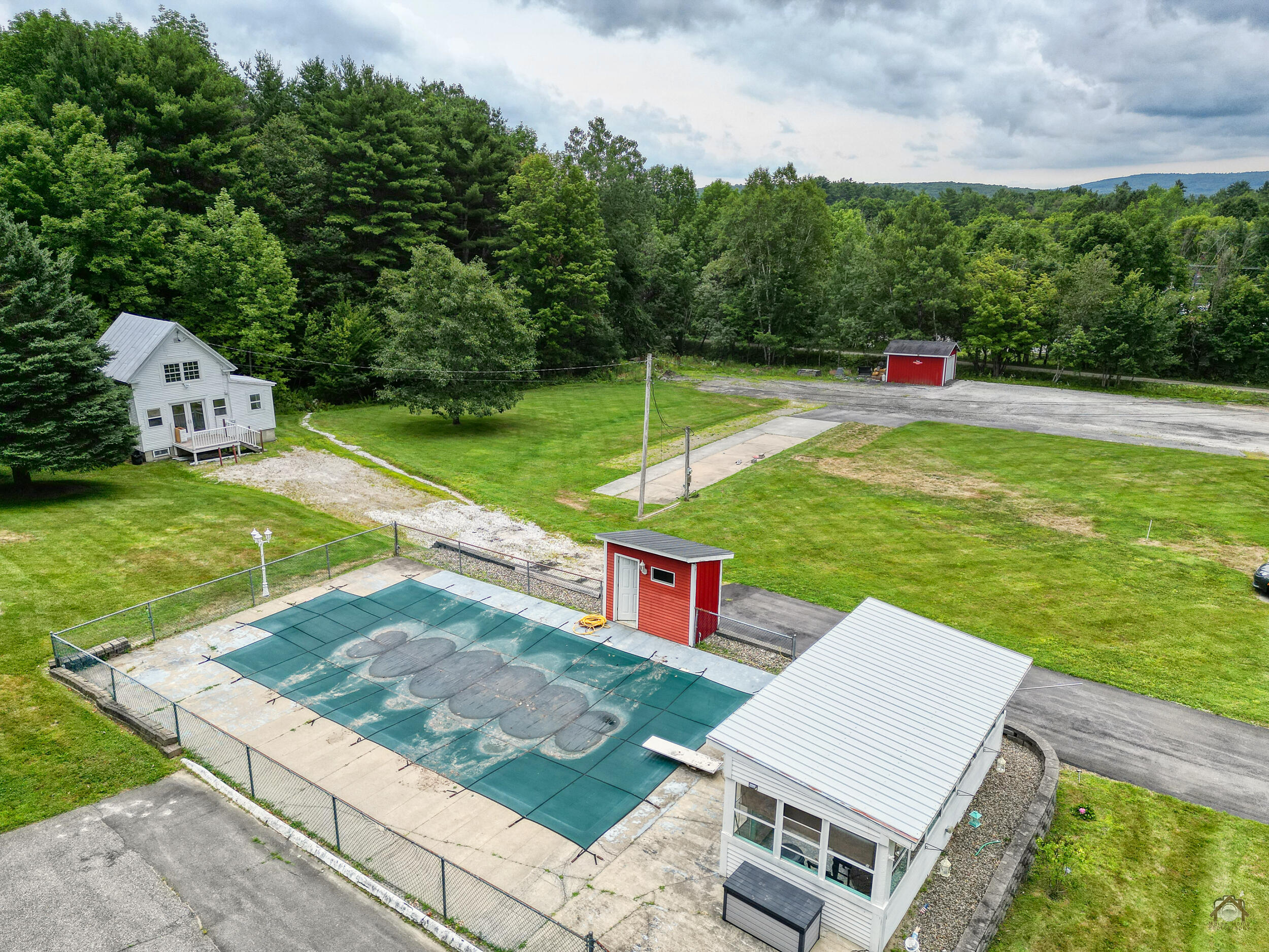 main property photo 132