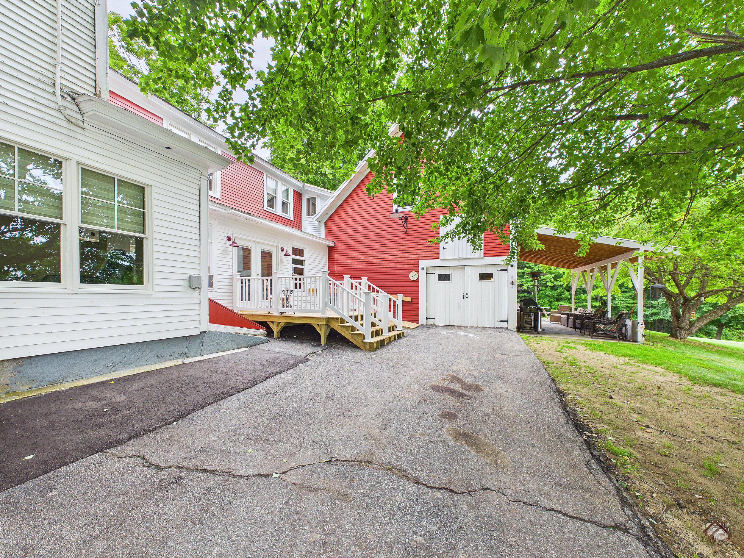 main property photo 153