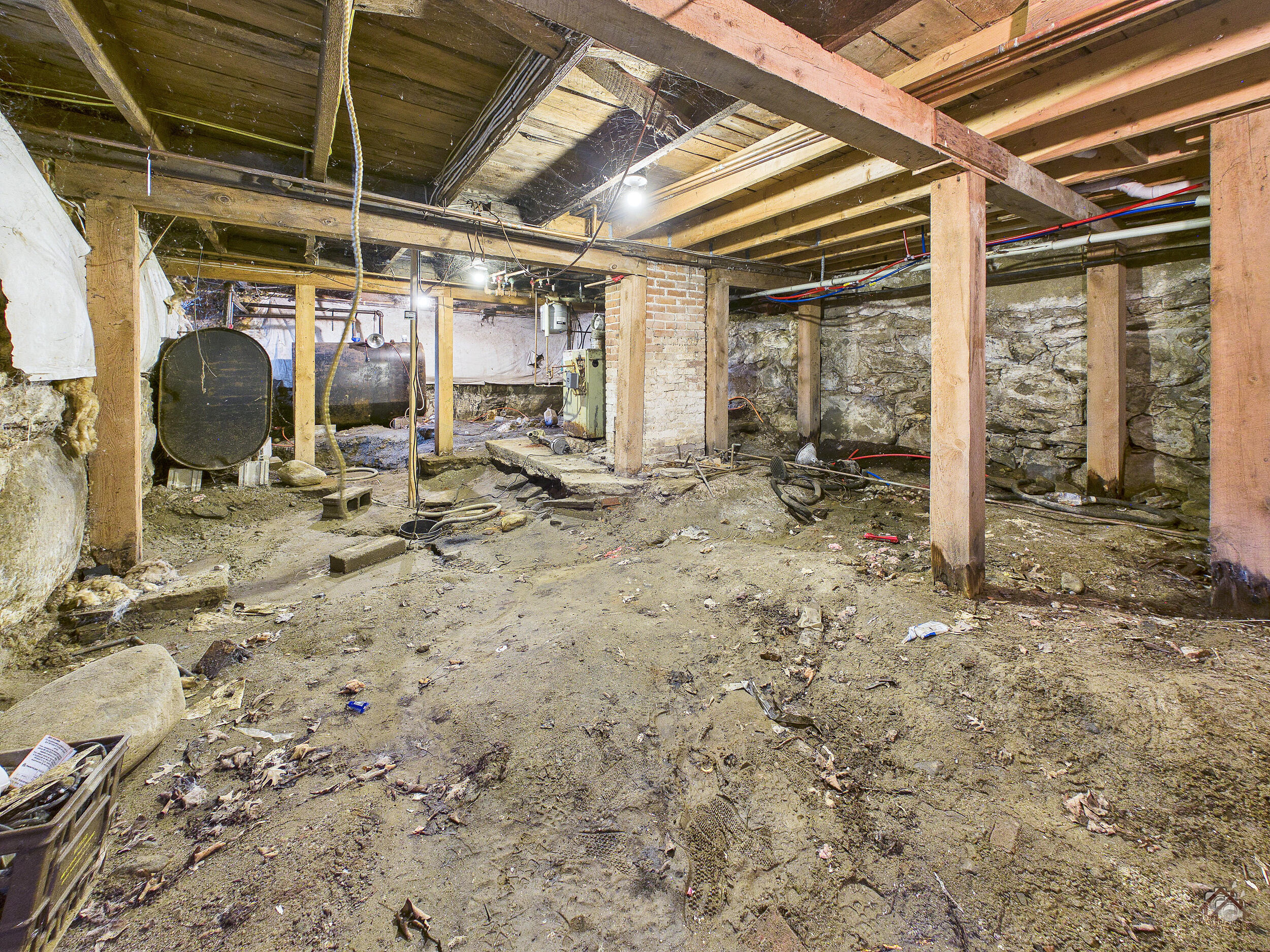 main property photo 73