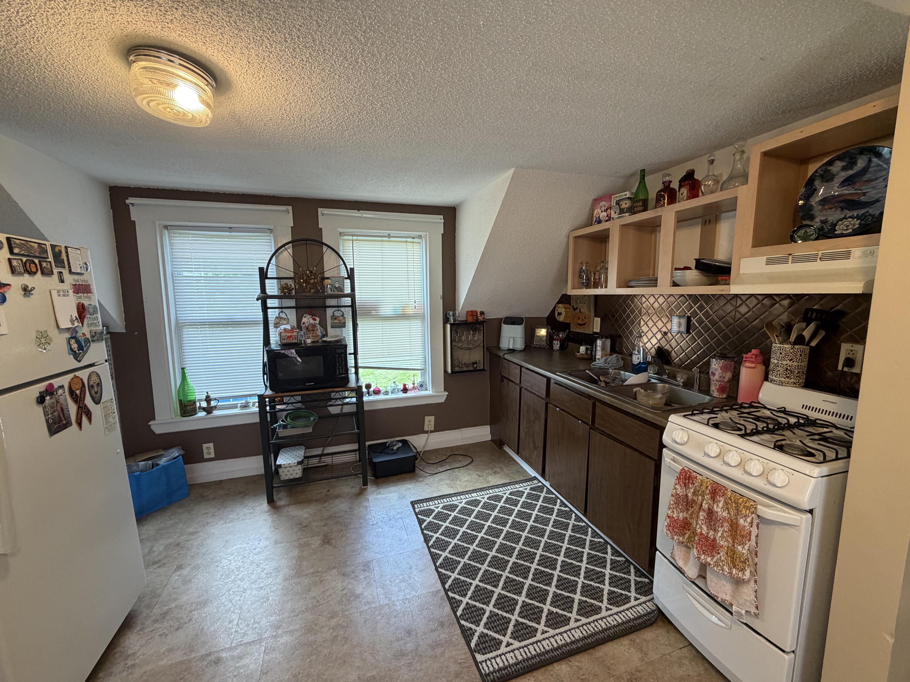 main property photo 120
