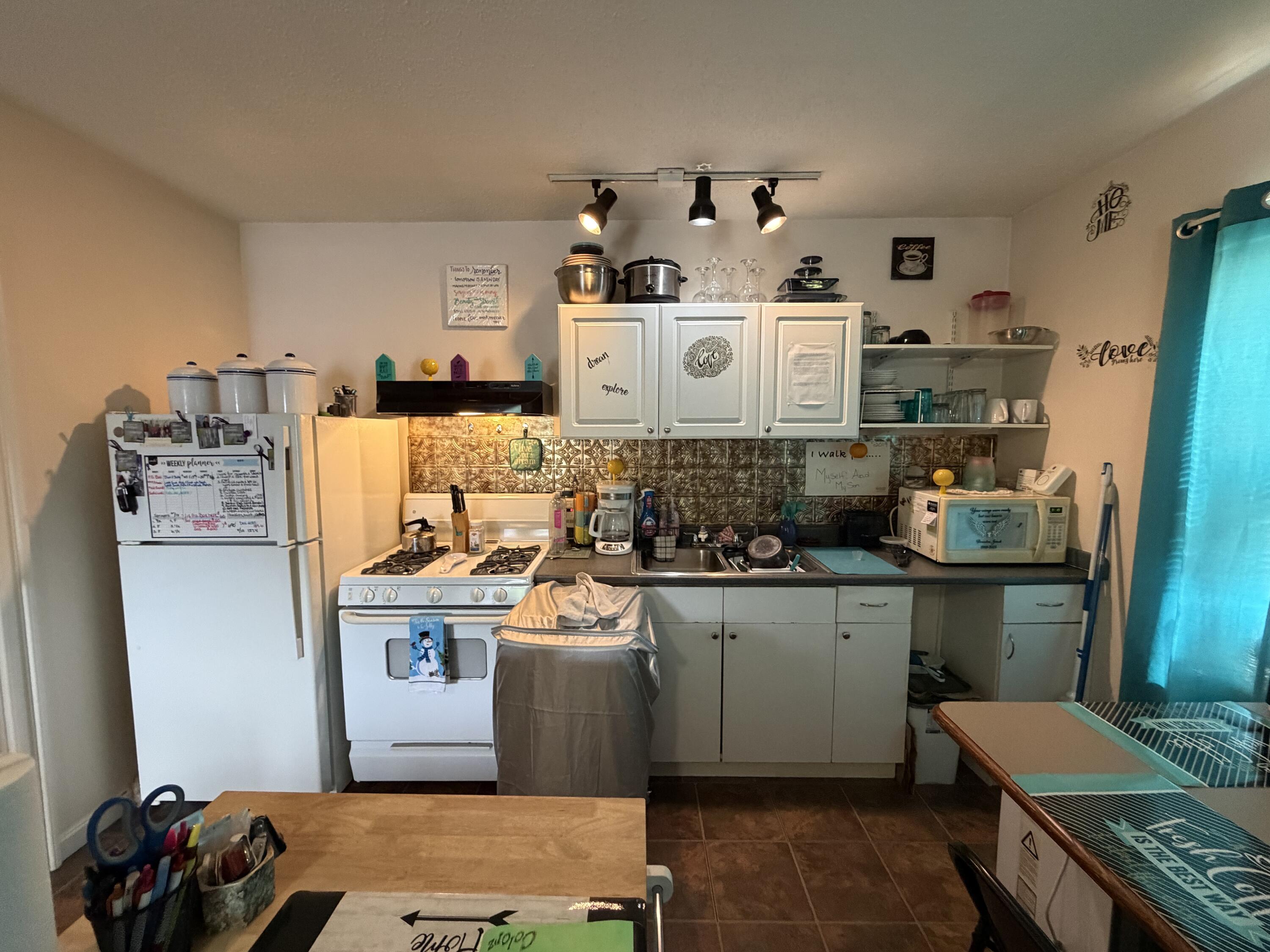 main property photo 54