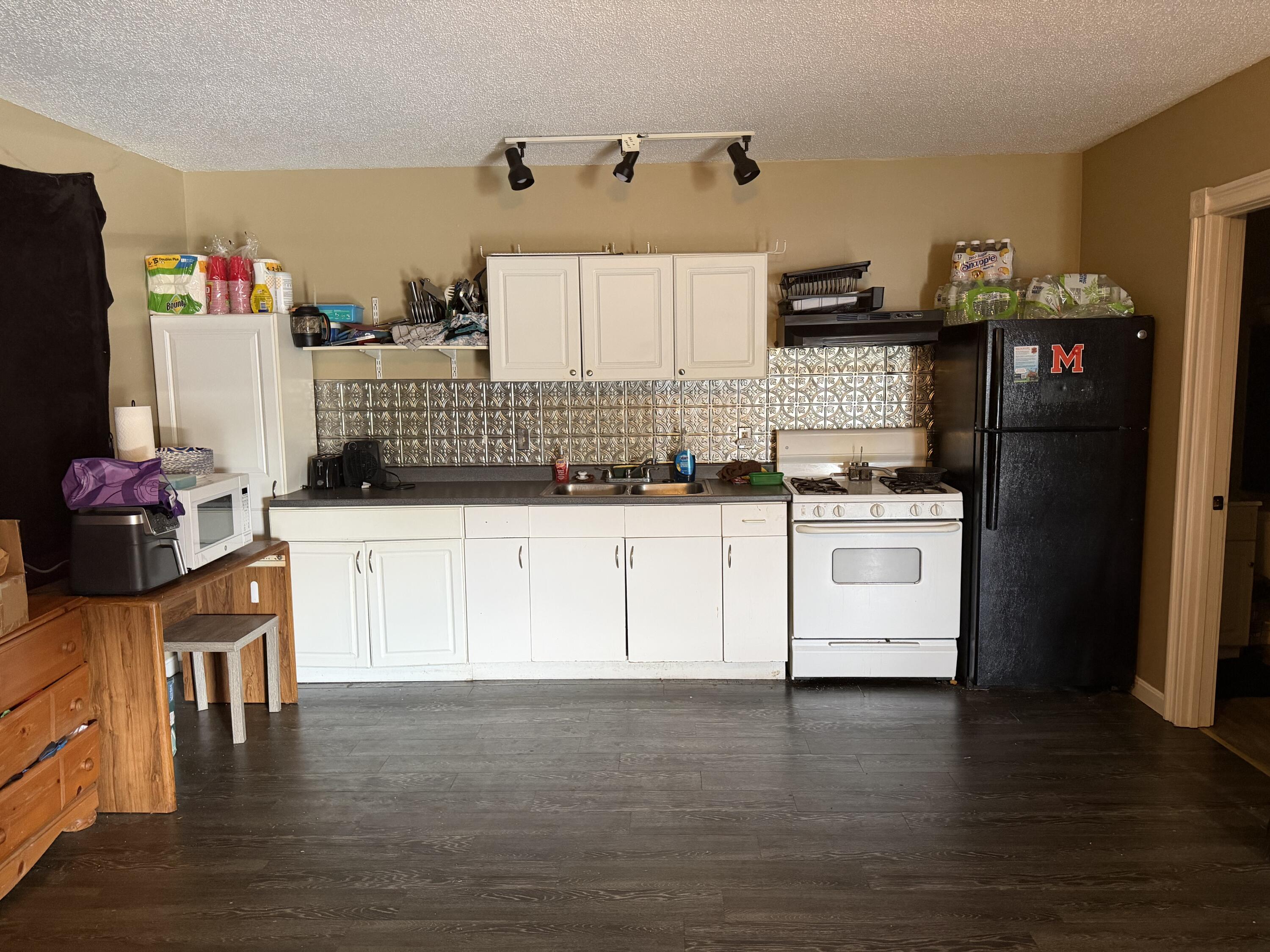 main property photo 72