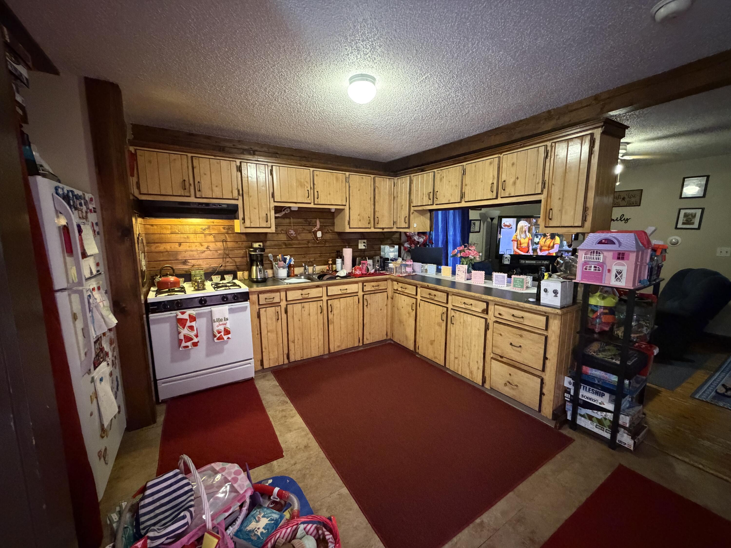 main property photo 74