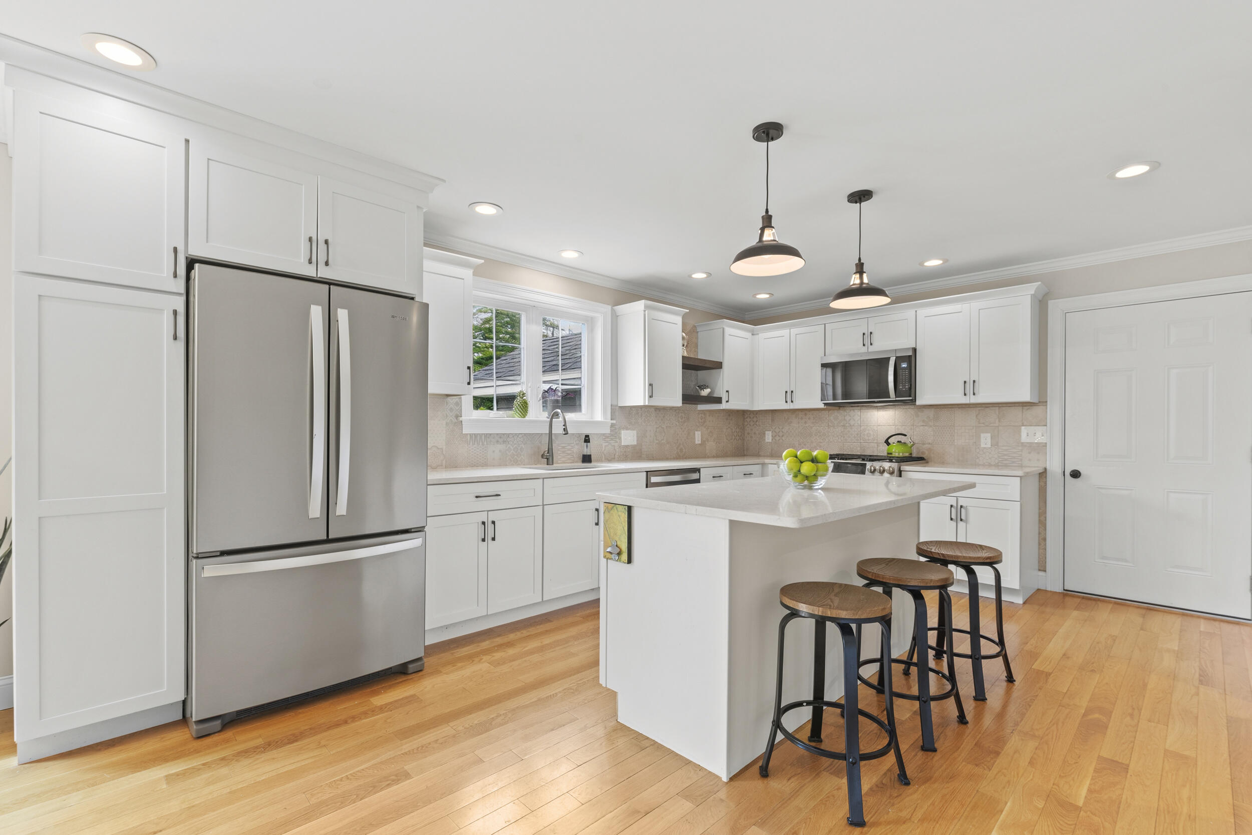 main property photo 24