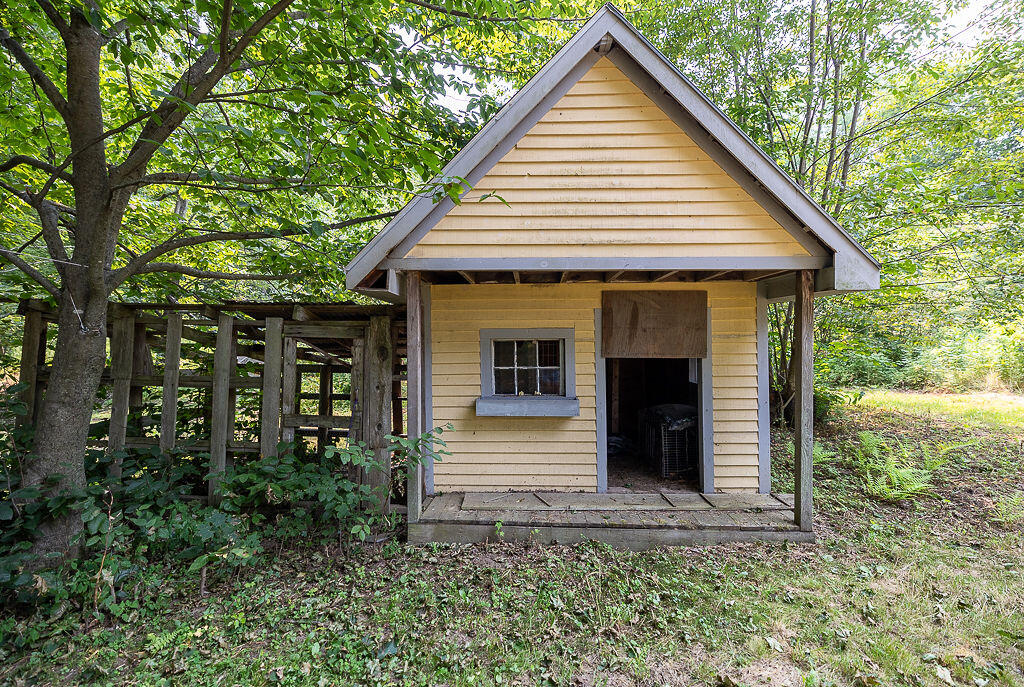 main property photo 56