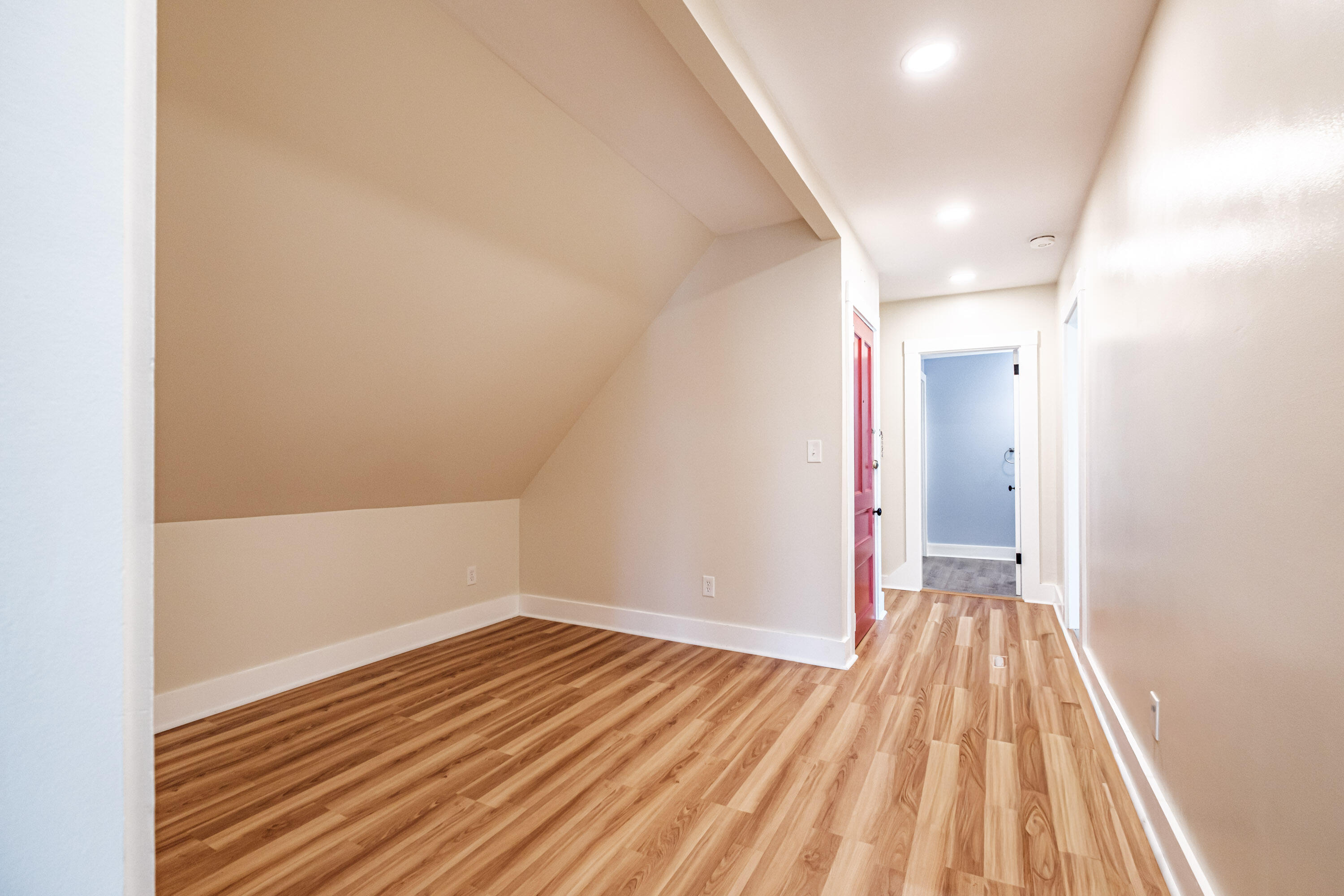 main property photo 79