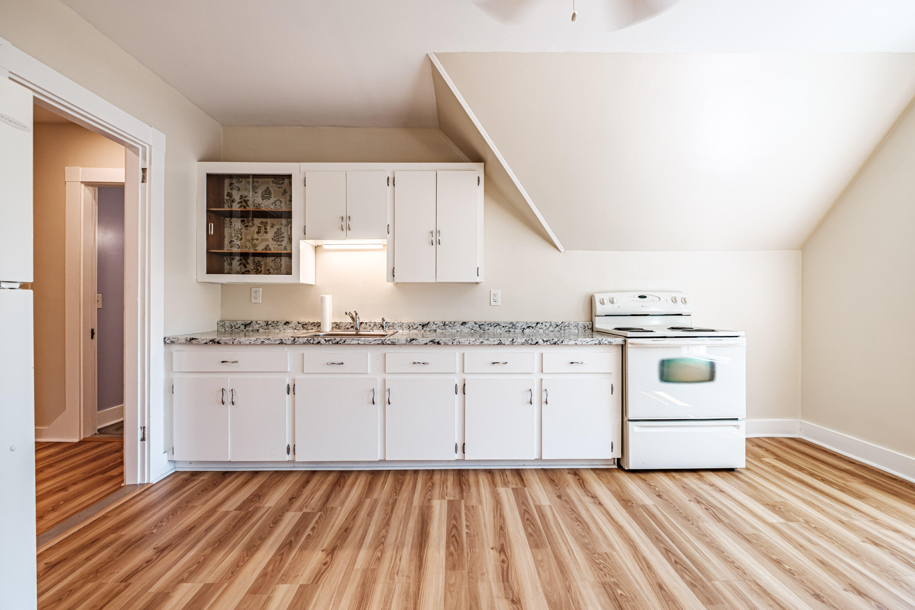 main property photo 80