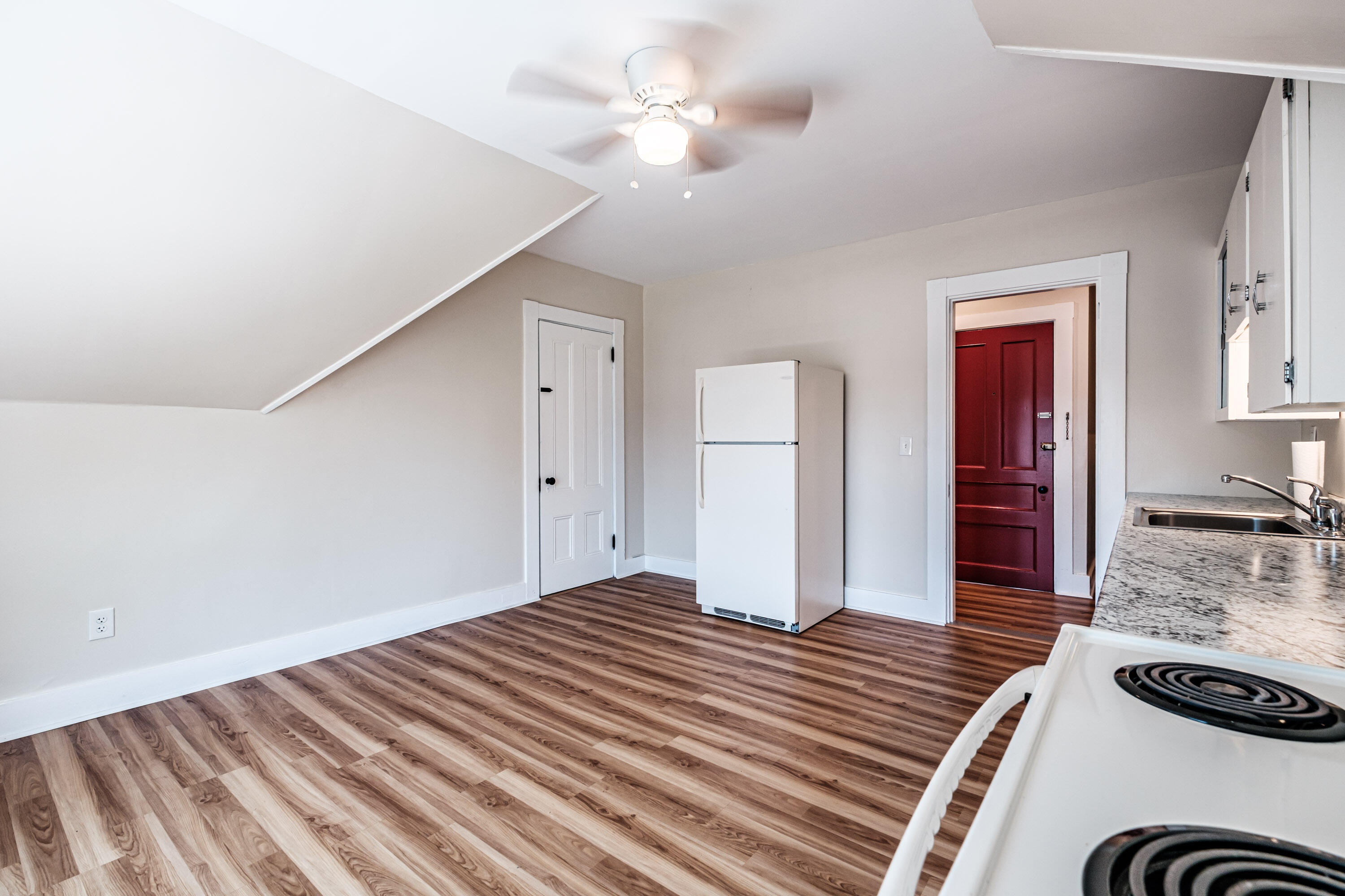 main property photo 84