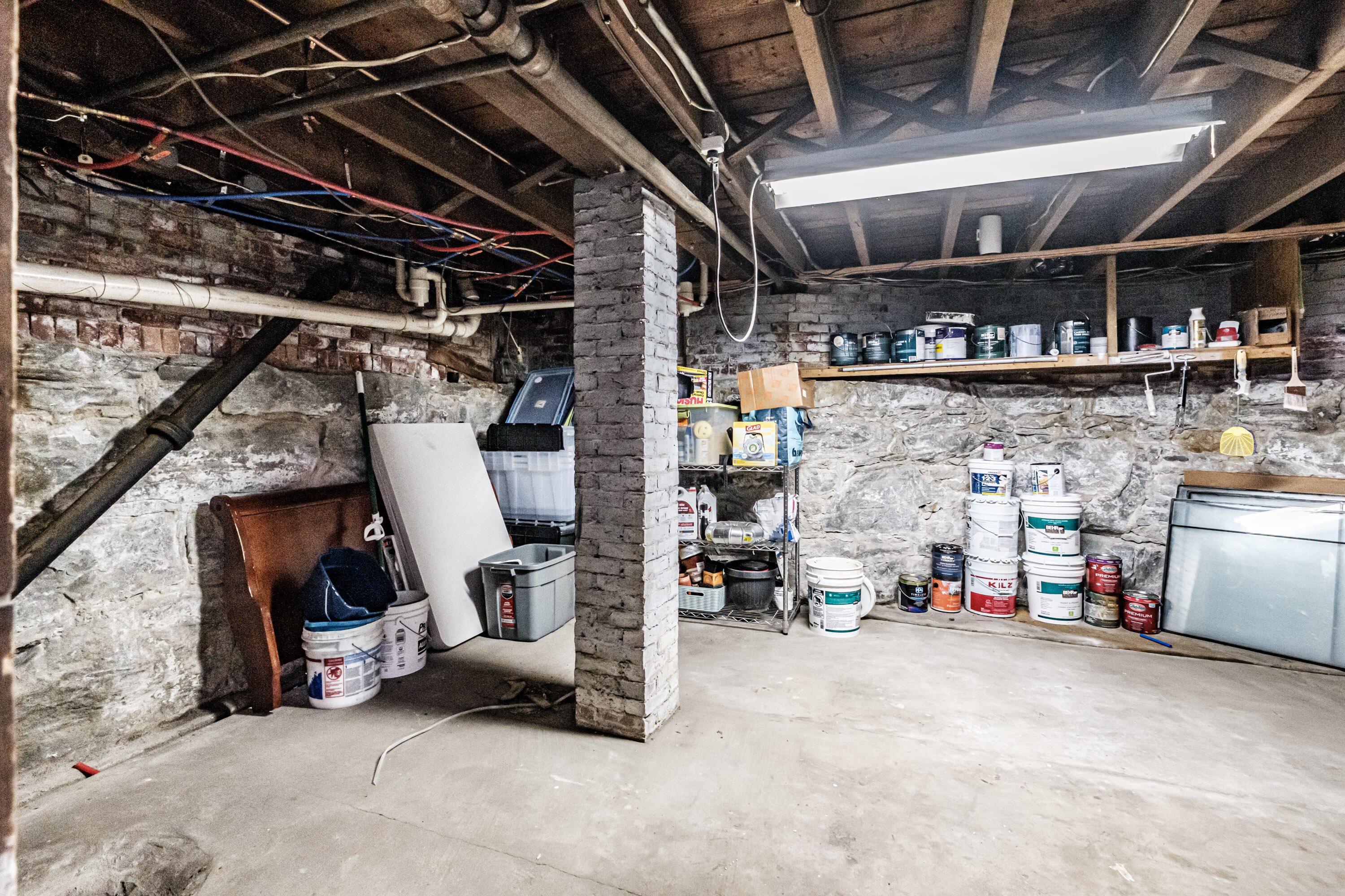 main property photo 90