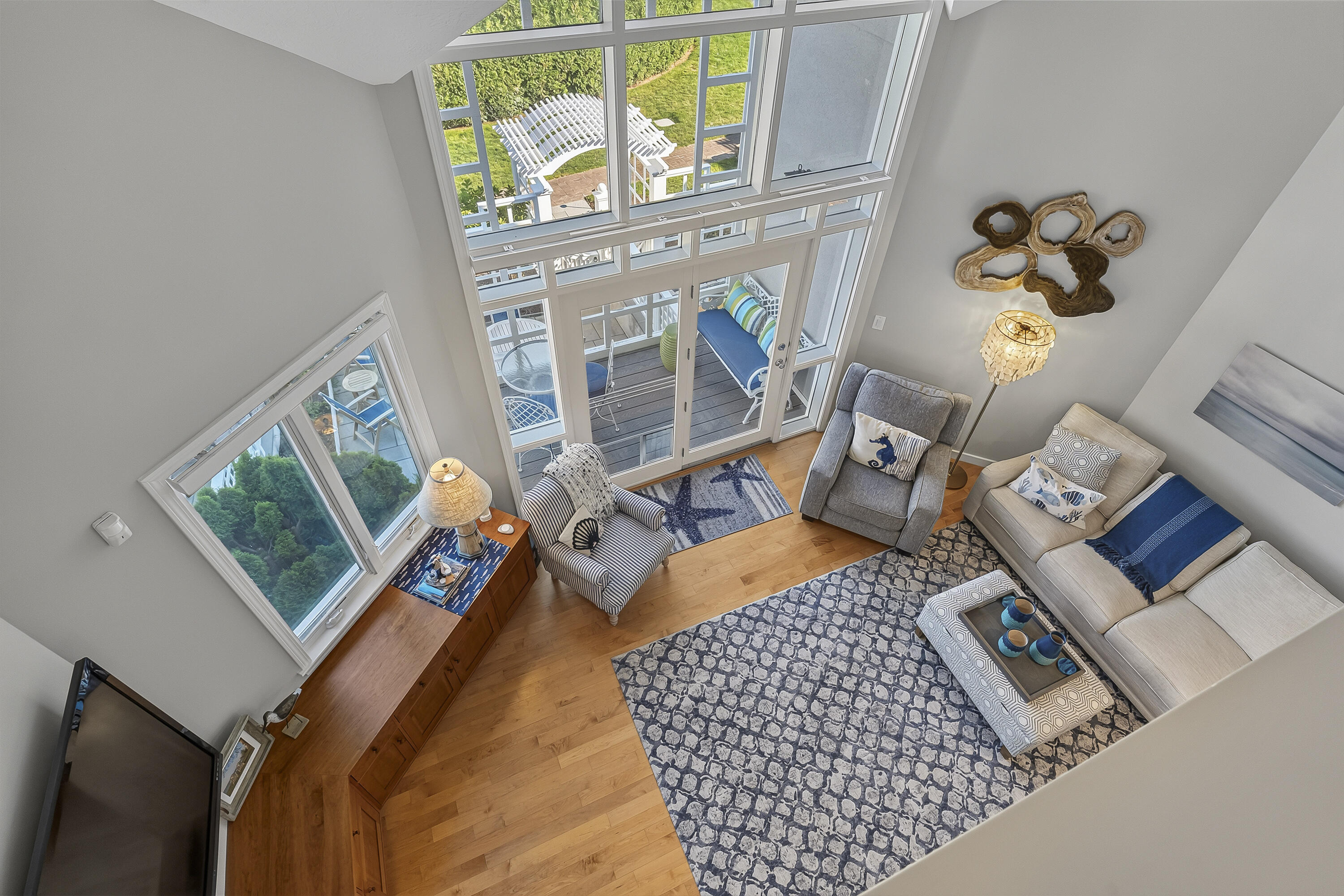 main property photo 40