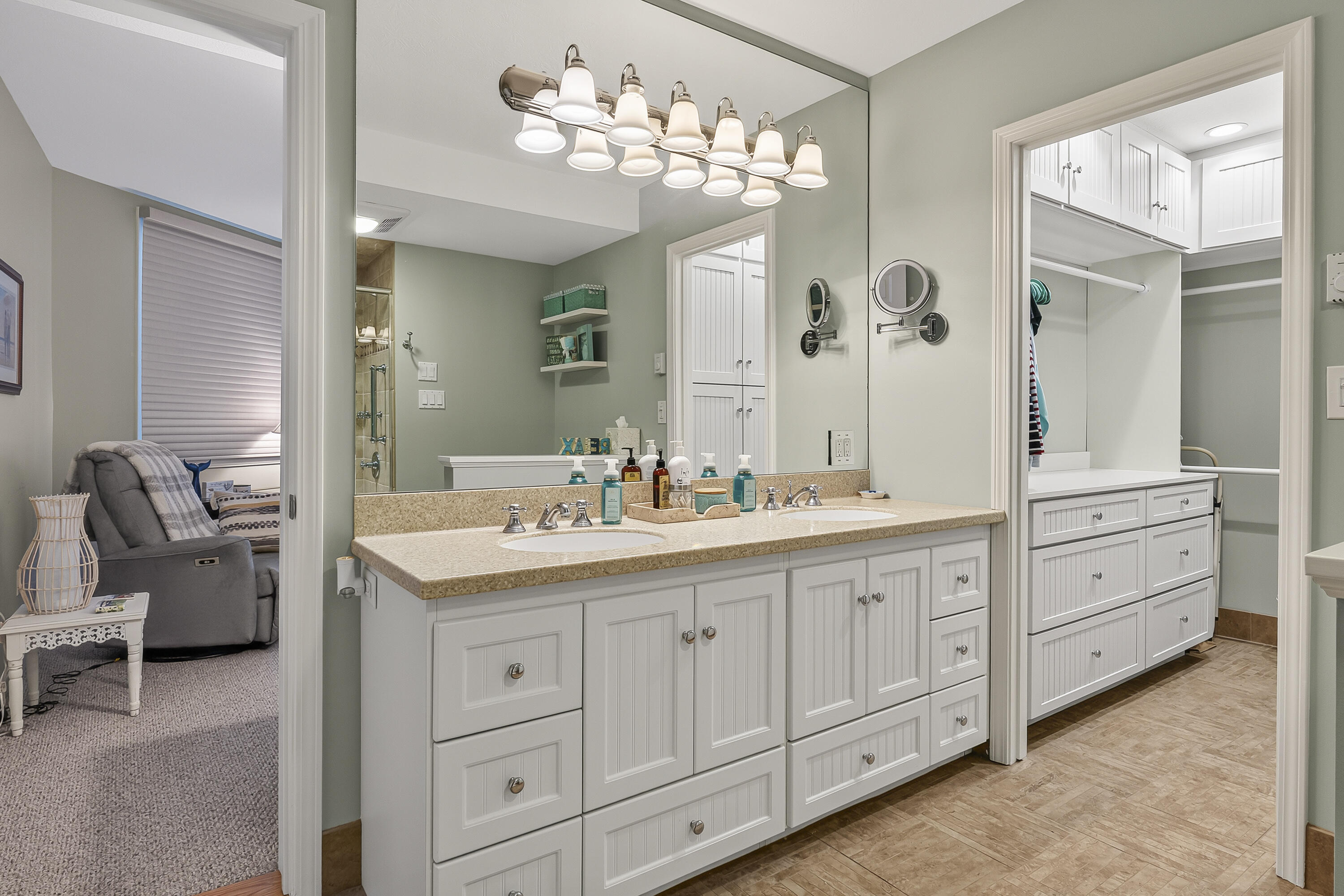 main property photo 54