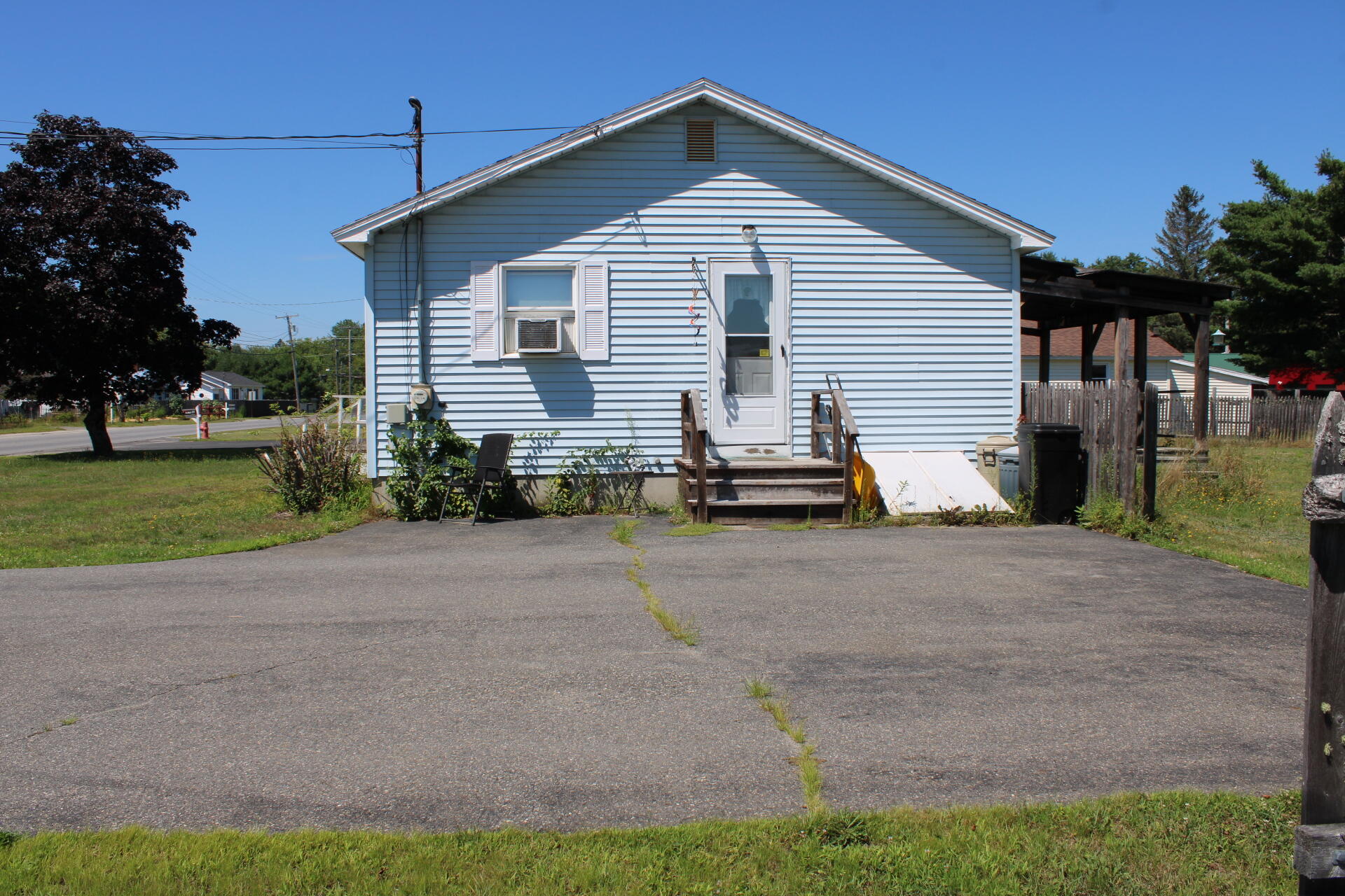 main property photo 8