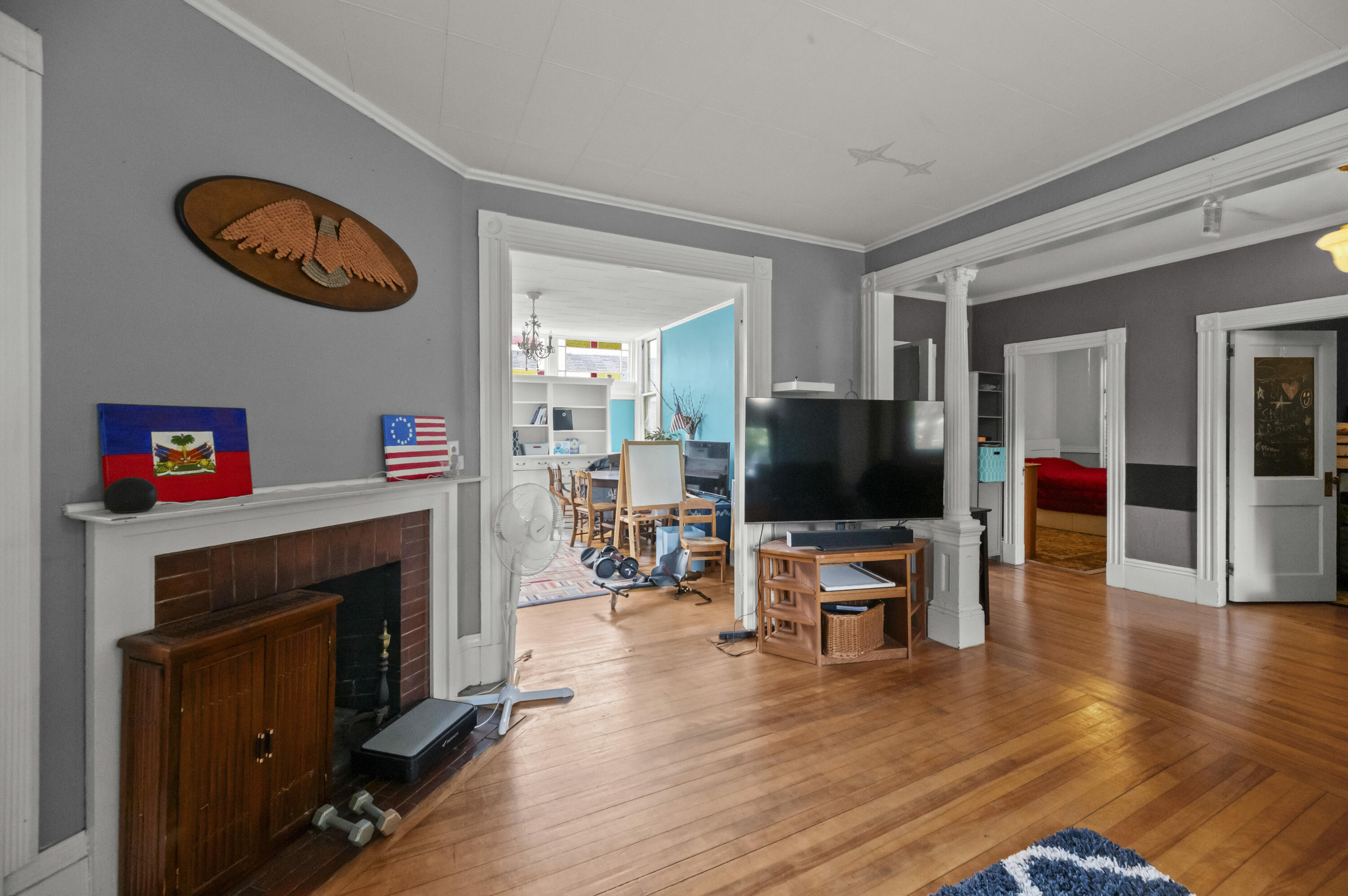 main property photo 32