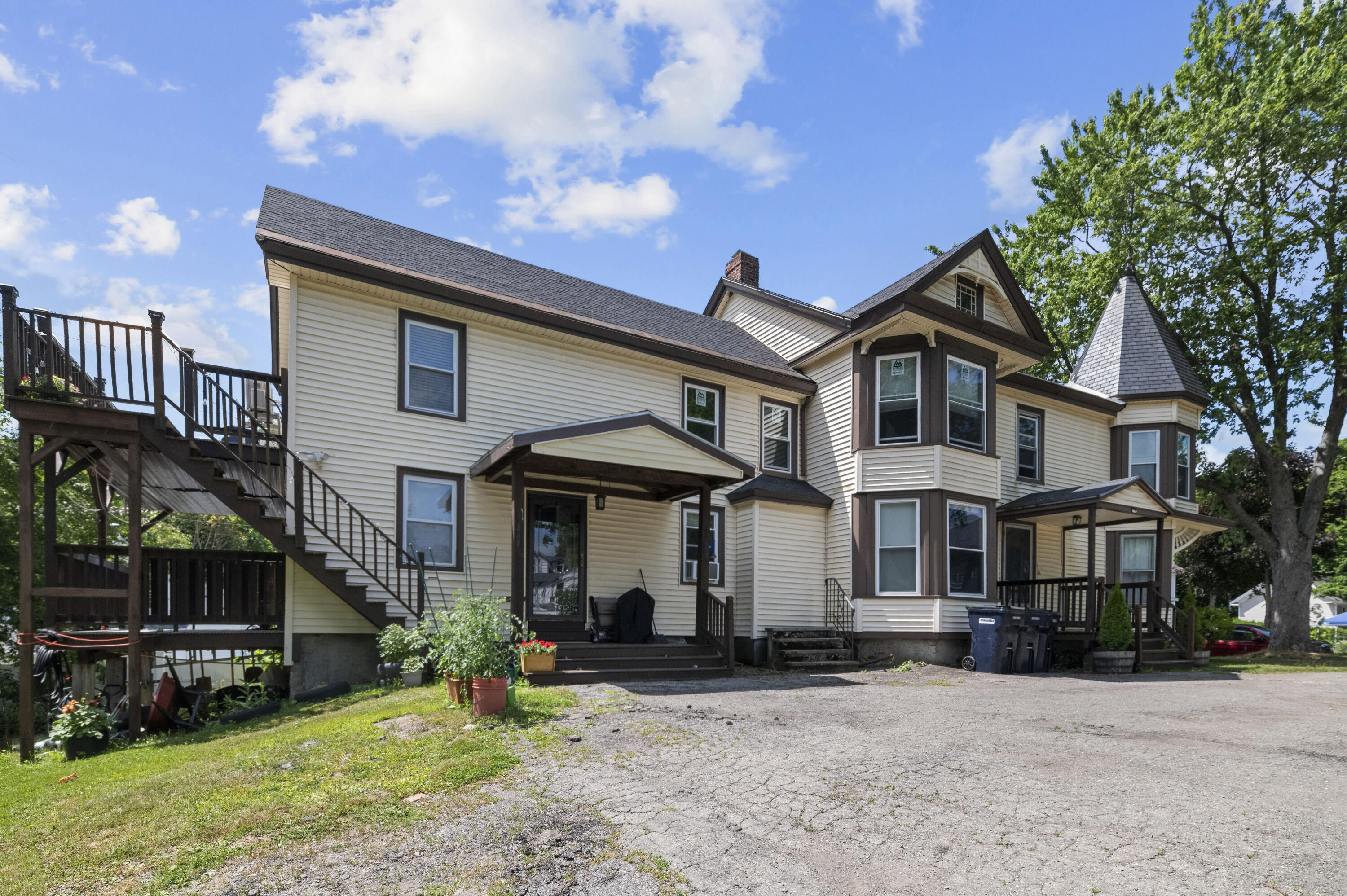 main property photo 38